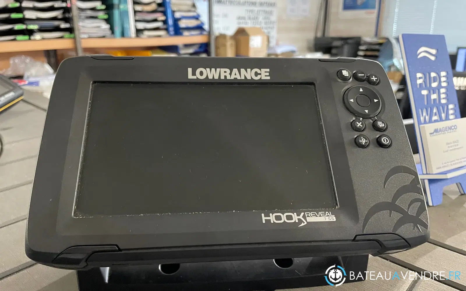 slider 0 Lowrance Hook Reveal 7SS