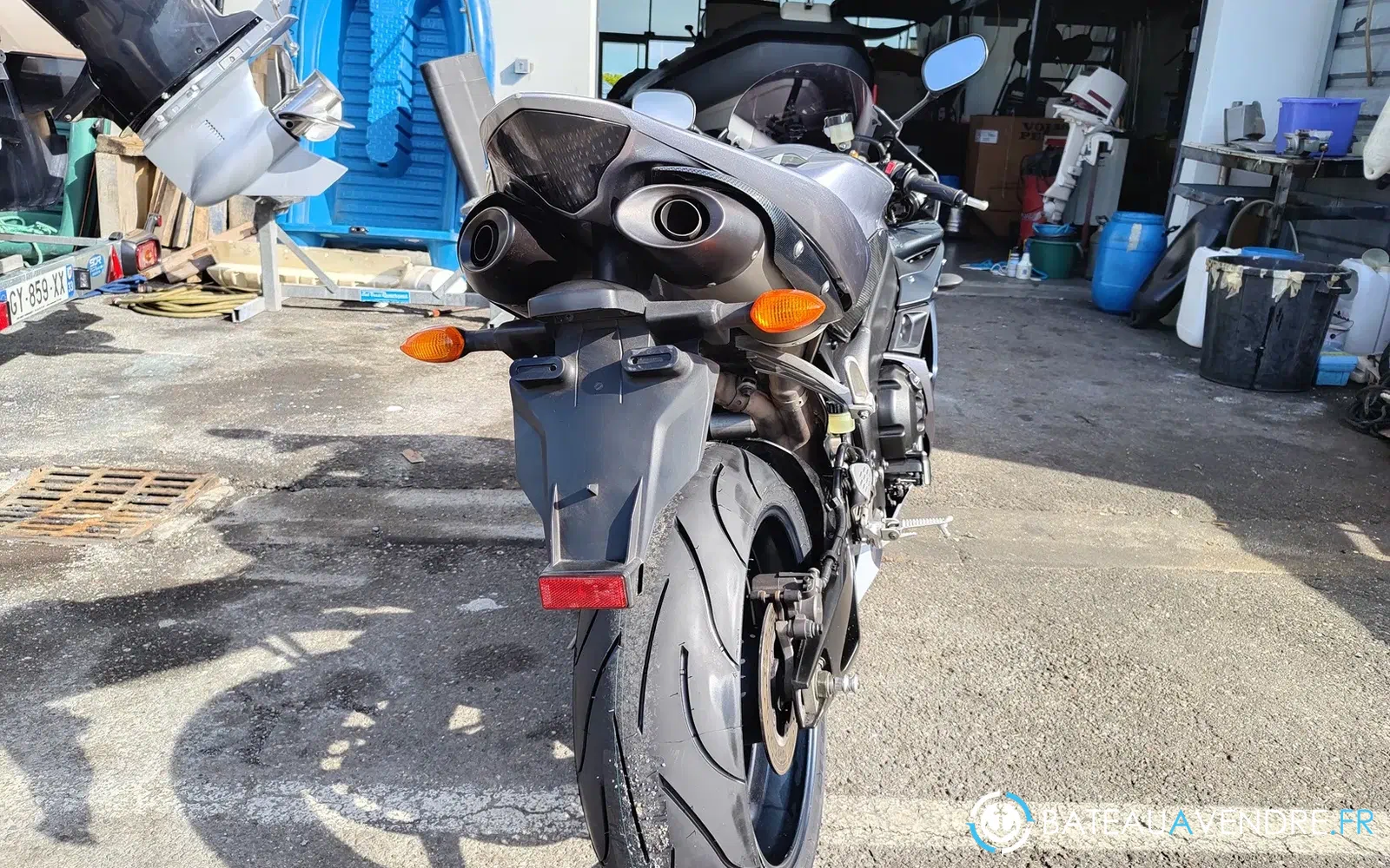 slider 5 Moto YAMAHA R1