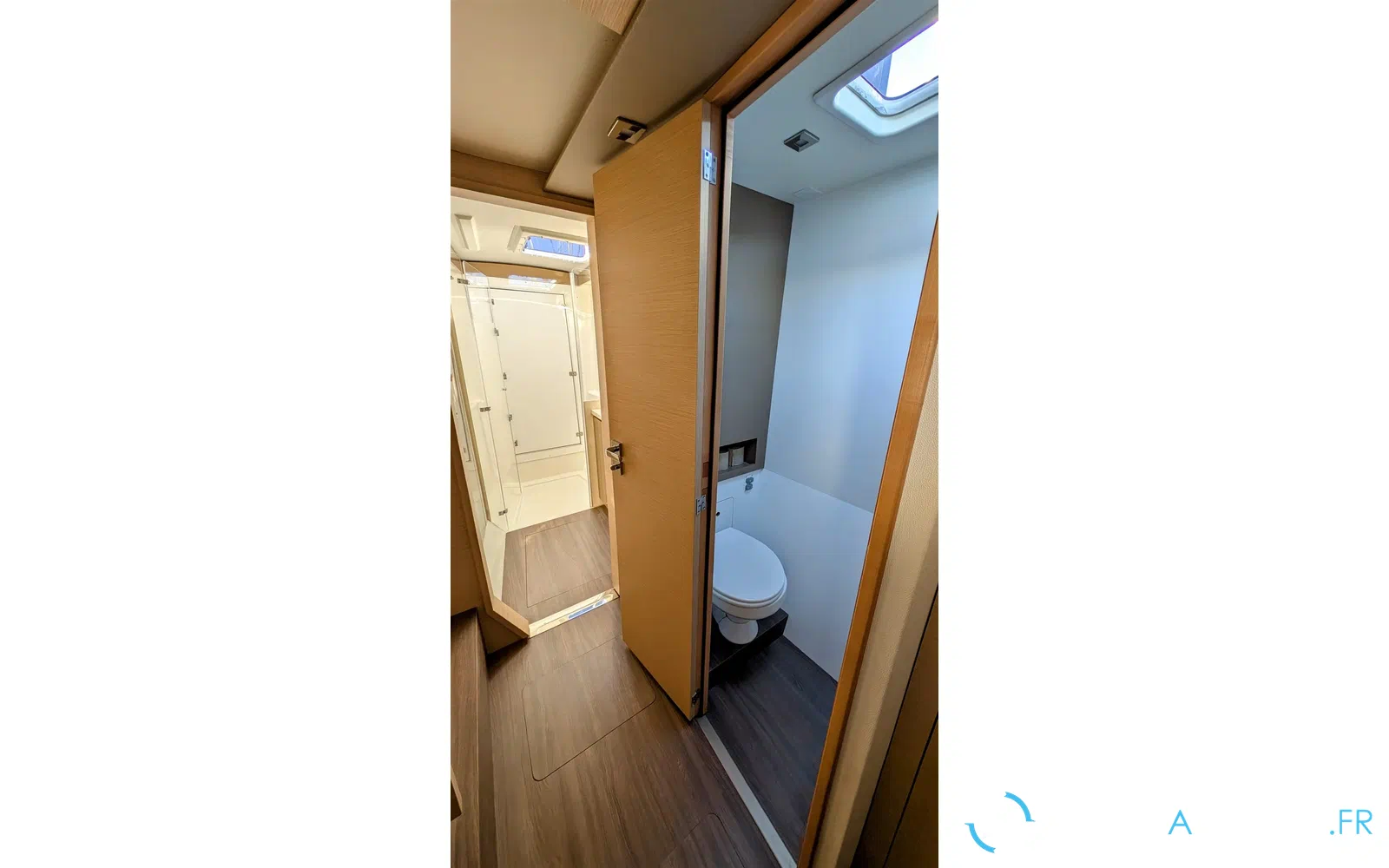 slider 15 Fountaine Pajot Lucia 40 Maestro