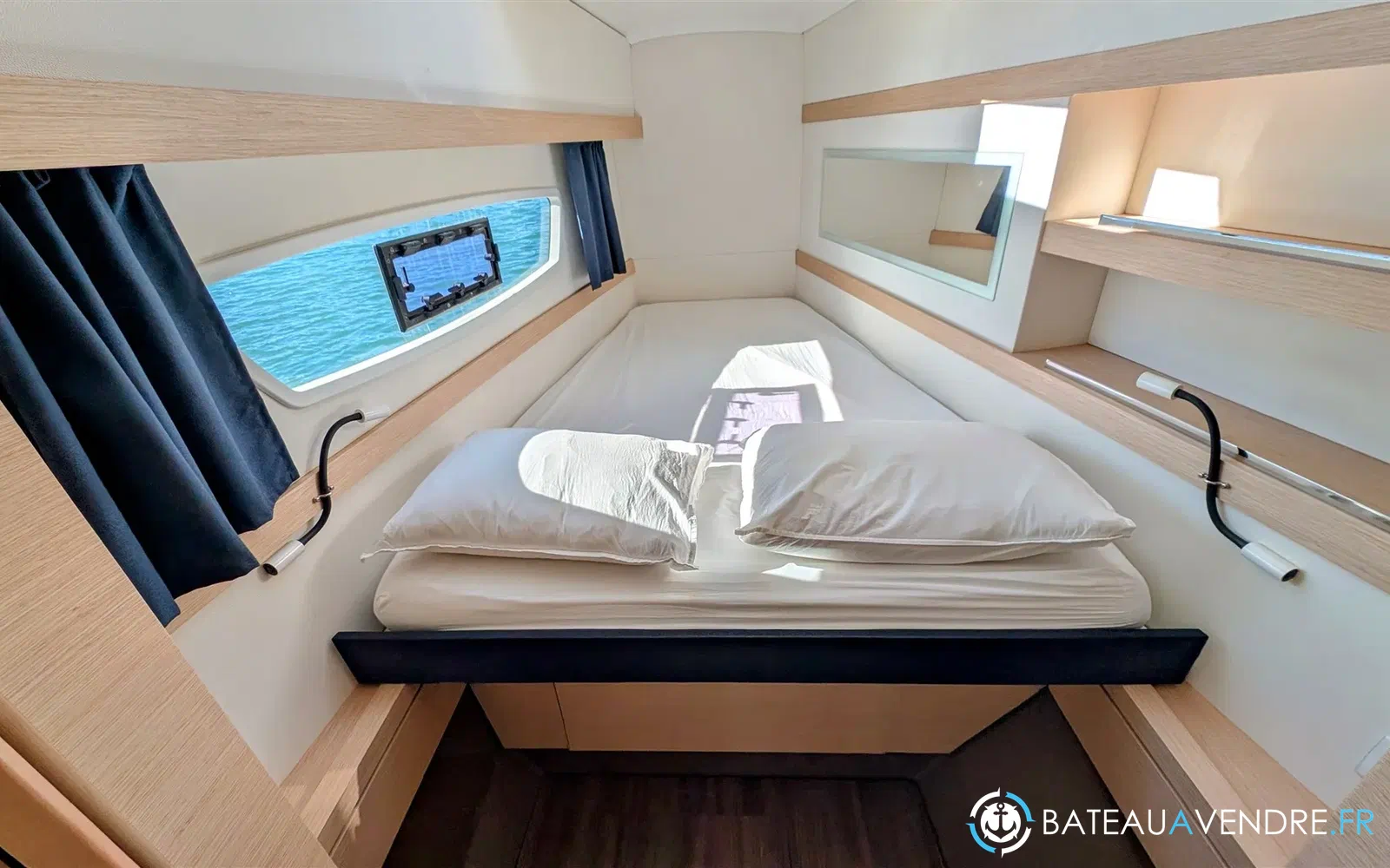 slider 19 Fountaine Pajot Lucia 40 Maestro