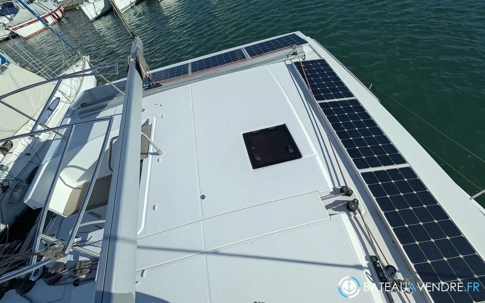 slider 23 Fountaine Pajot Lucia 40 Maestro