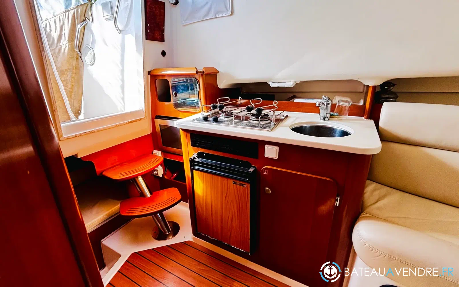 slider 14 Jeanneau Cap Camarat 925