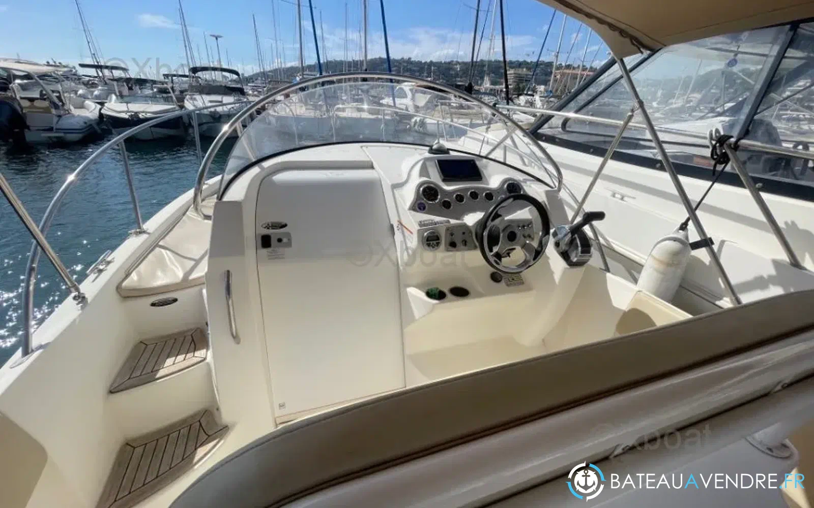 slider 3 Bayliner Avanti 8