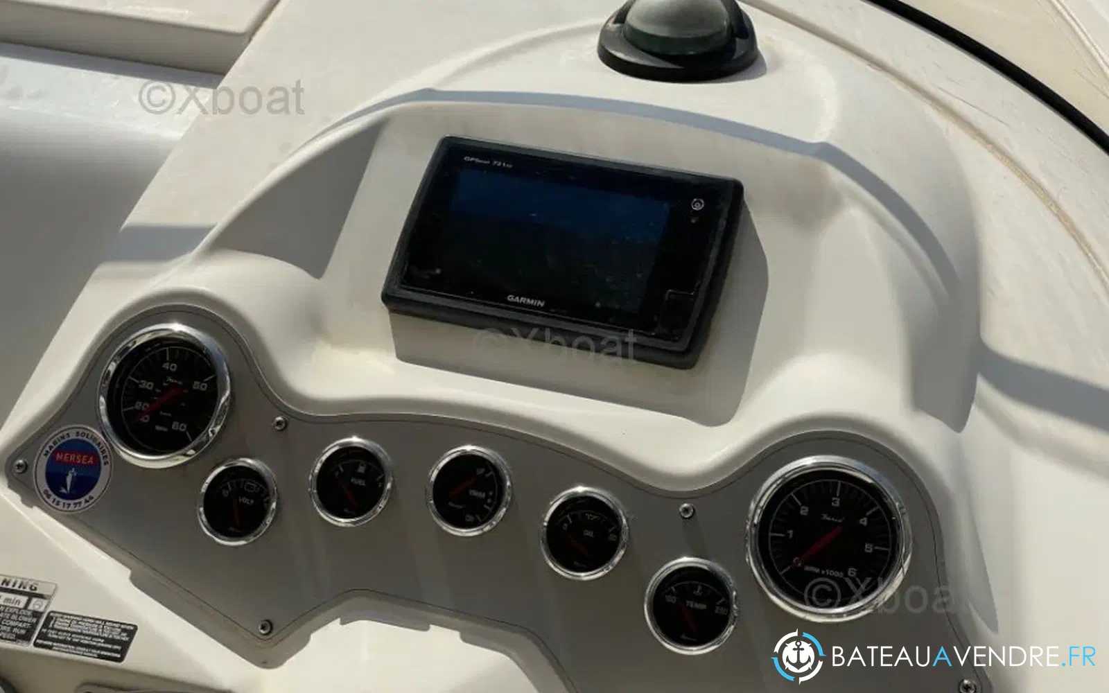 slider 6 Bayliner Avanti 8