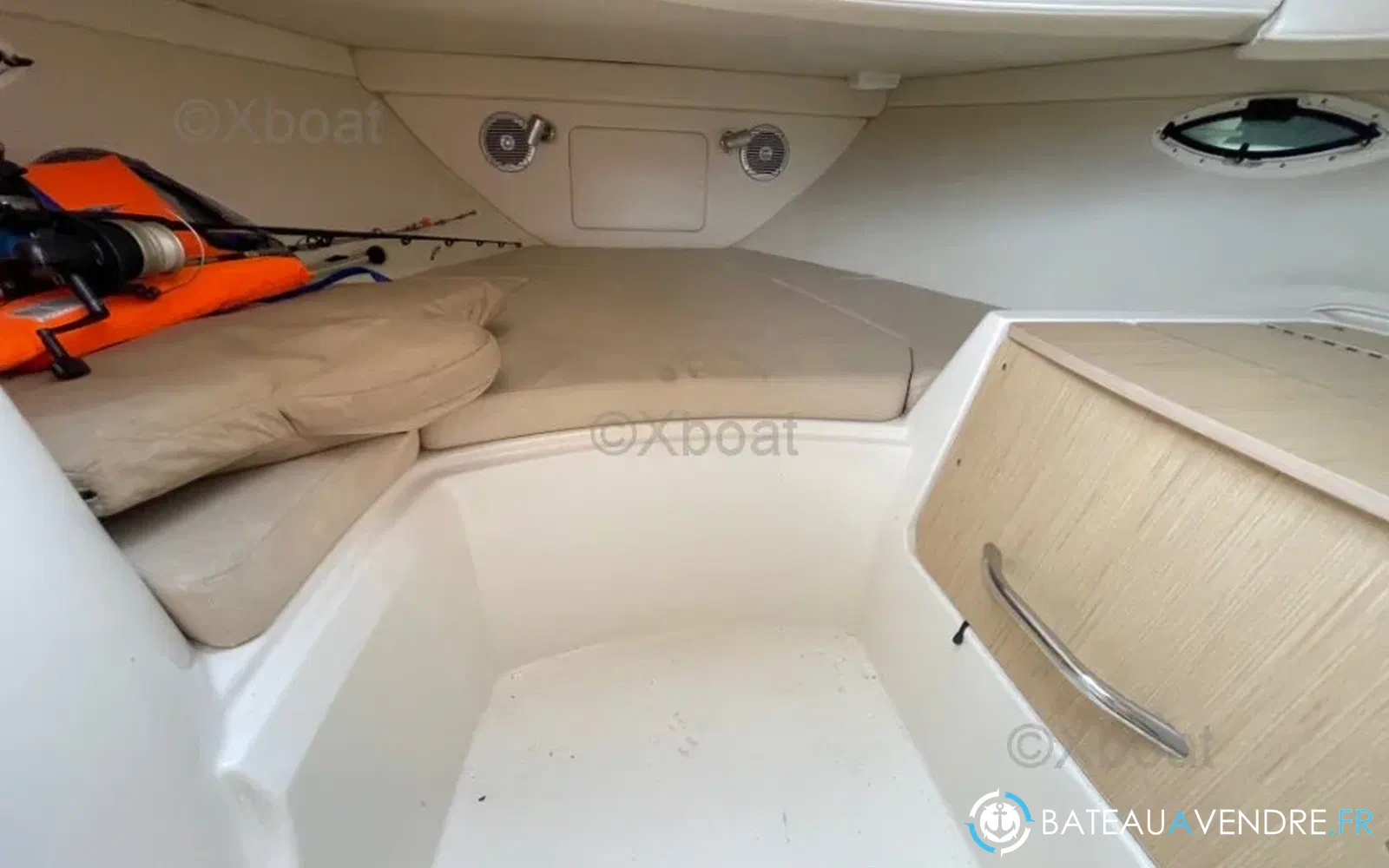 slider 8 Bayliner Avanti 8
