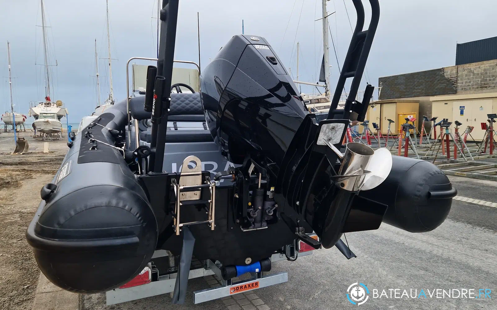 slider 3 3D Tender Patrol 670