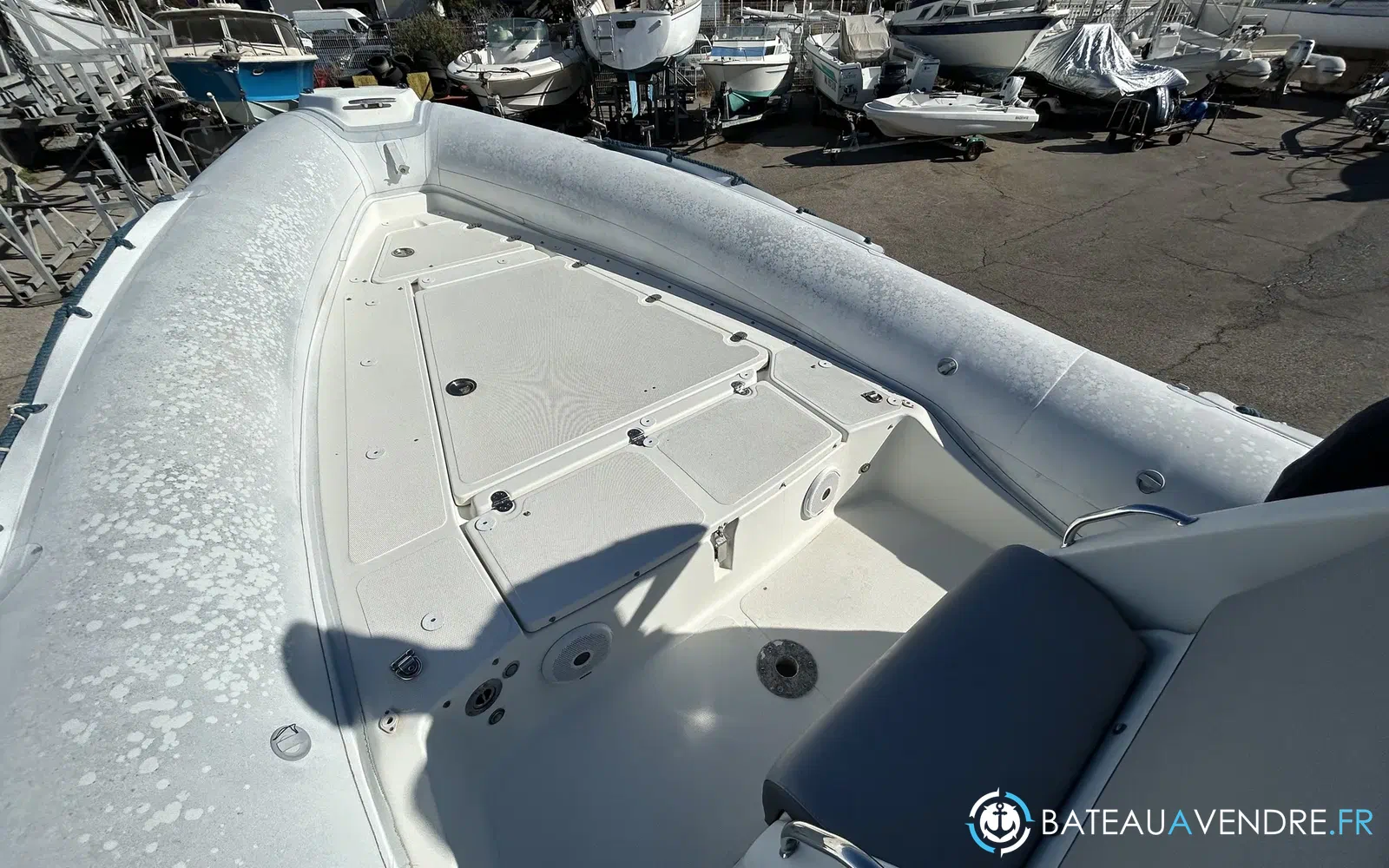 slider 11 Nautica Cab Dorado 8.7