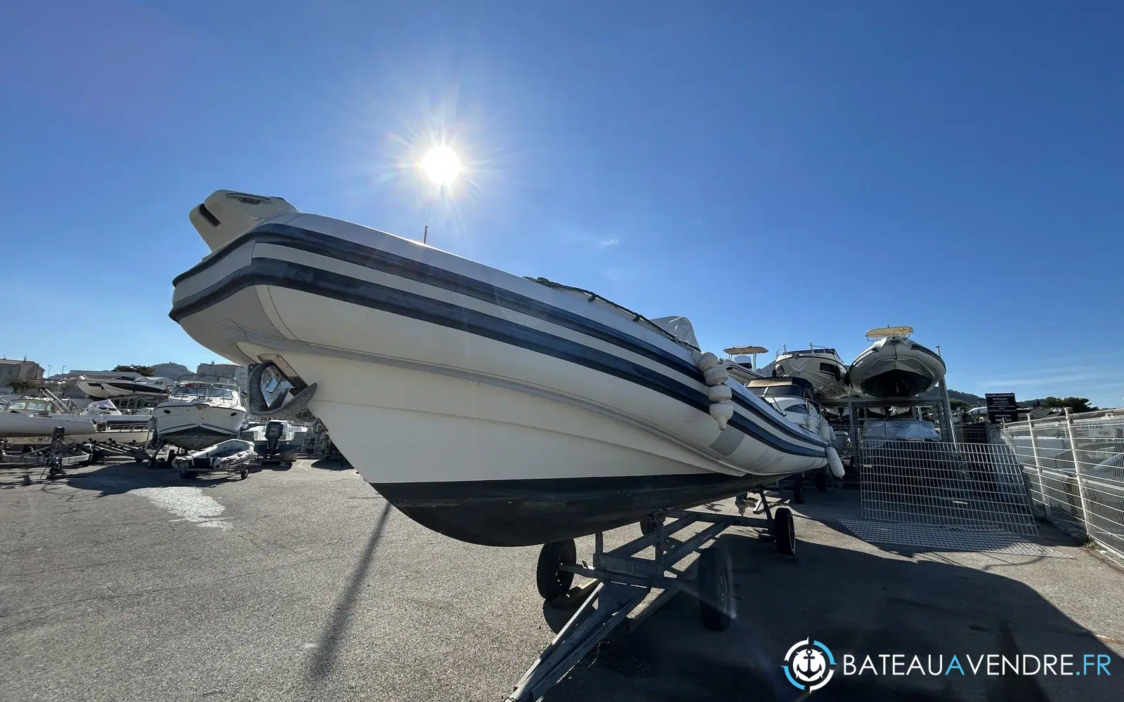 slider 2 Nautica Cab Dorado 8.7
