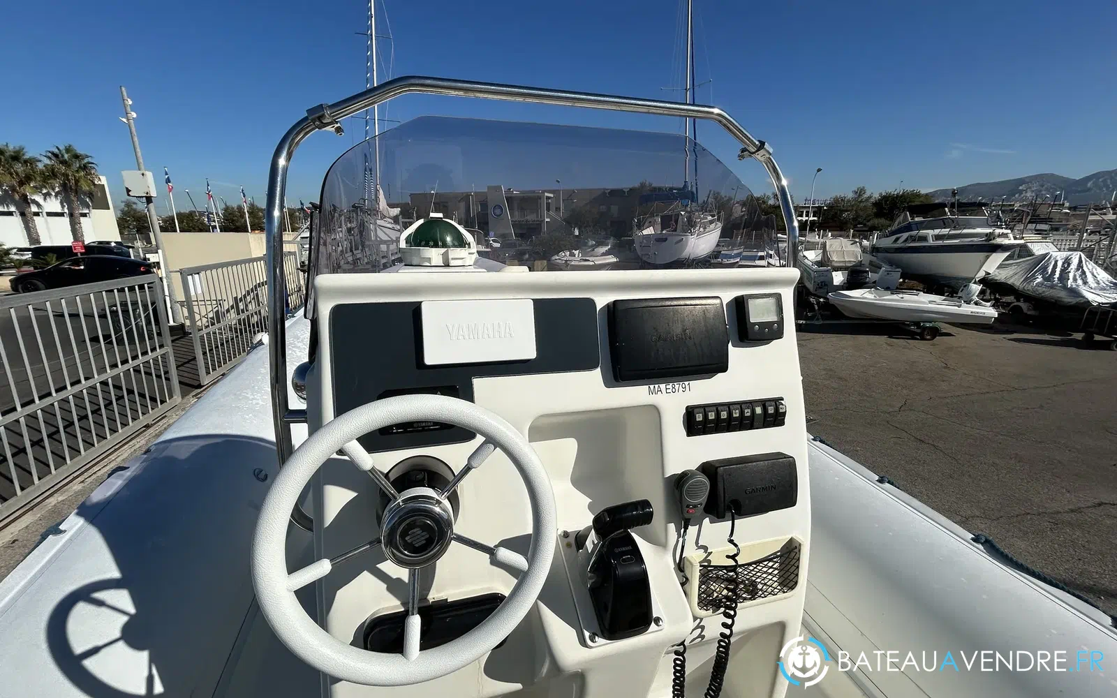 slider 7 Nautica Cab Dorado 8.7