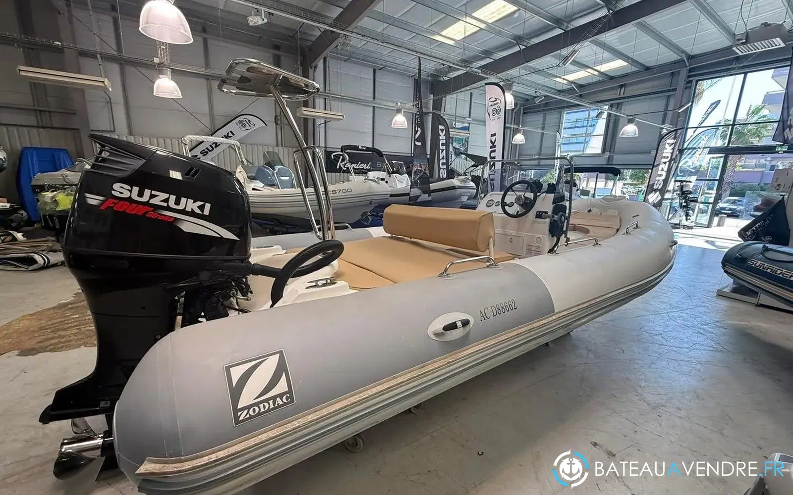 slider 3 Zodiac Medline 2