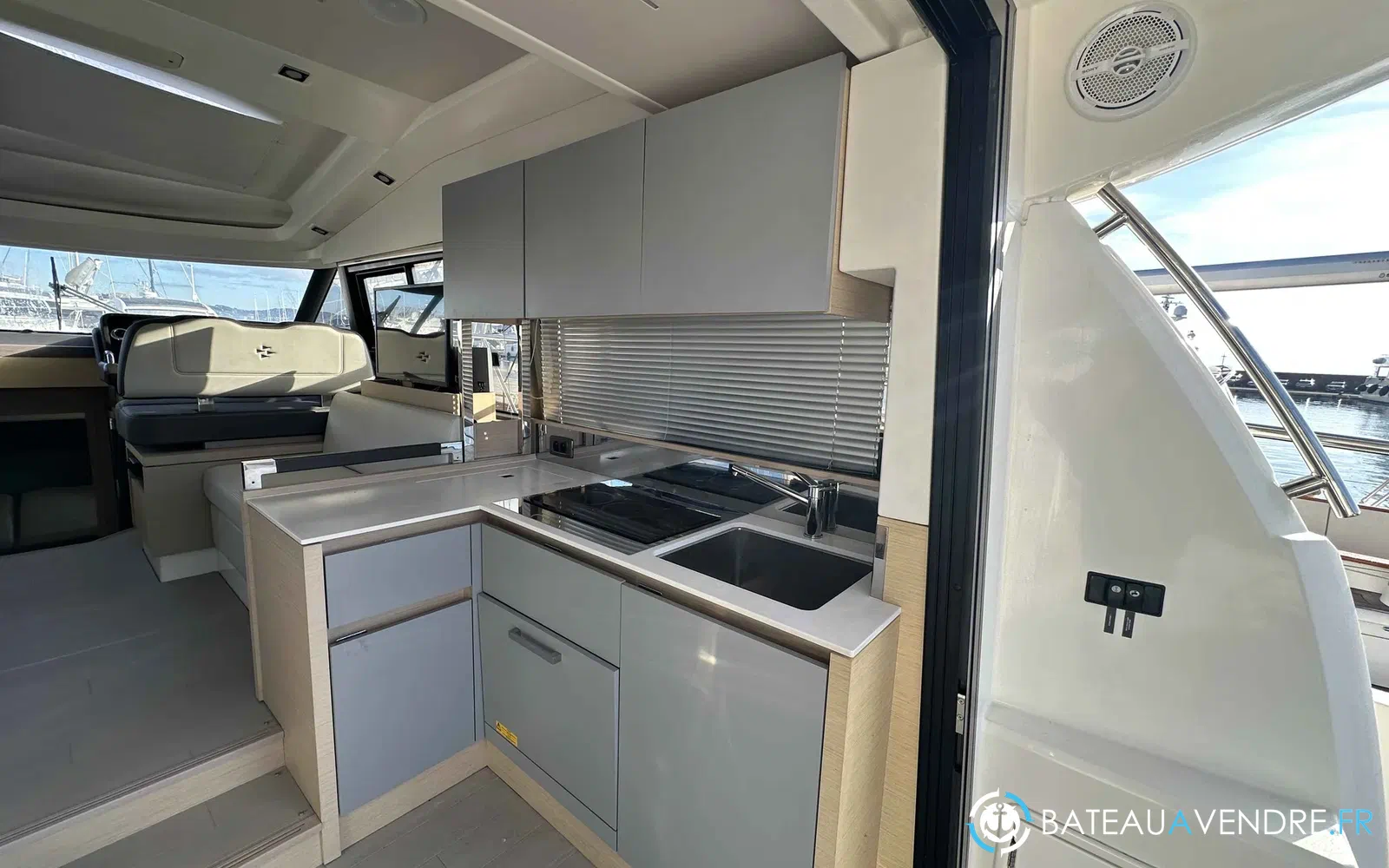 slider 14 Prestige Yachts 460 S