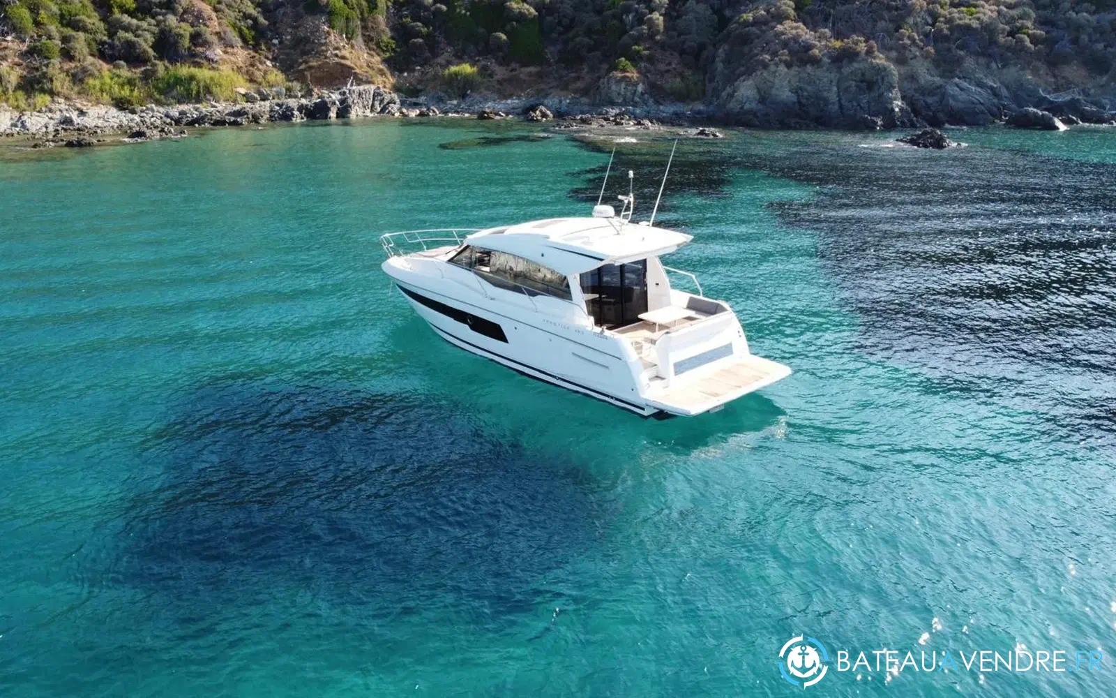 slider 1 Prestige Yachts 460 S