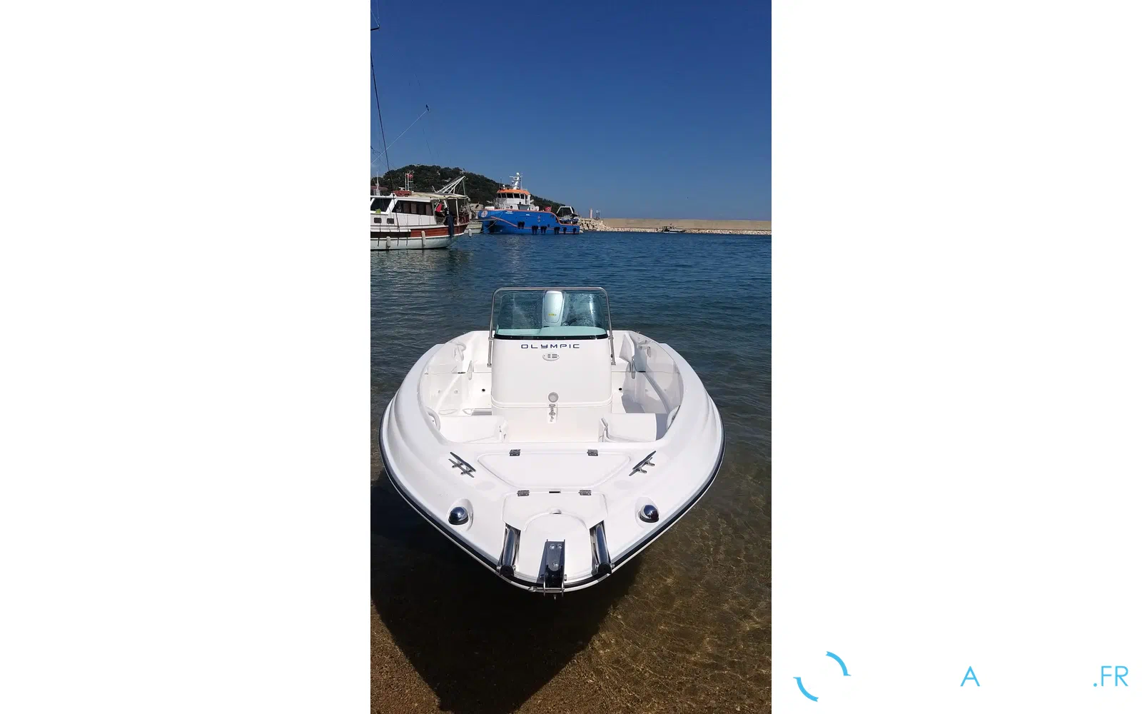 slider 4 Olympic Boat 520 CC