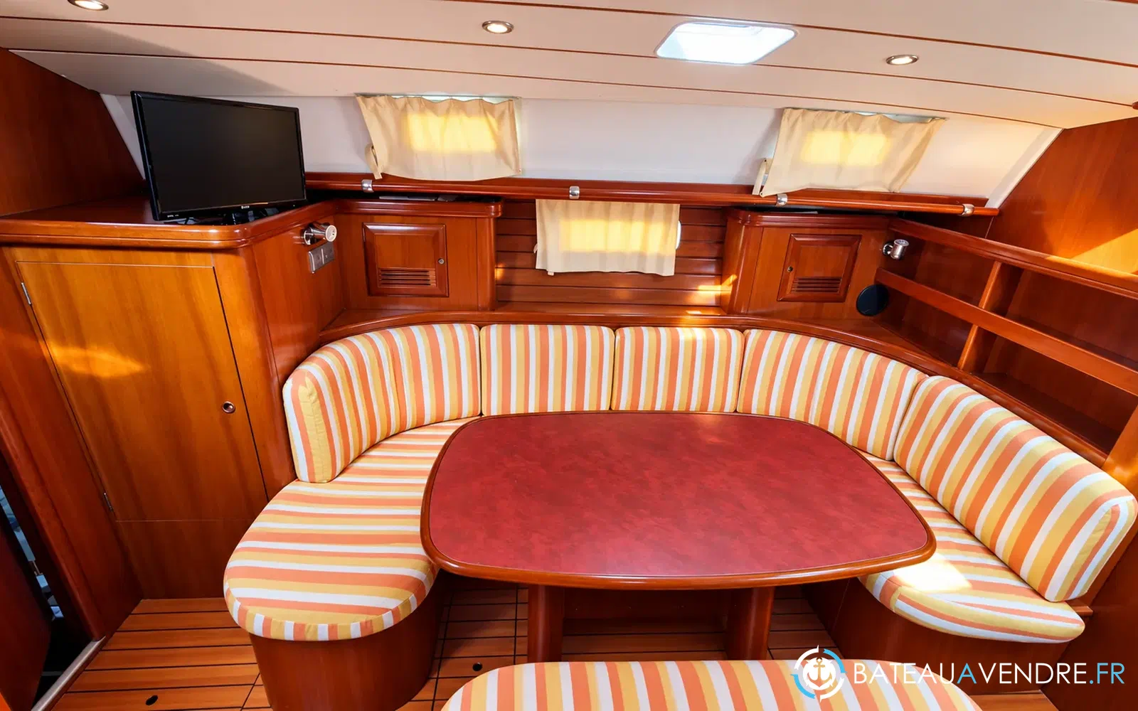 slider 10 Beneteau 50