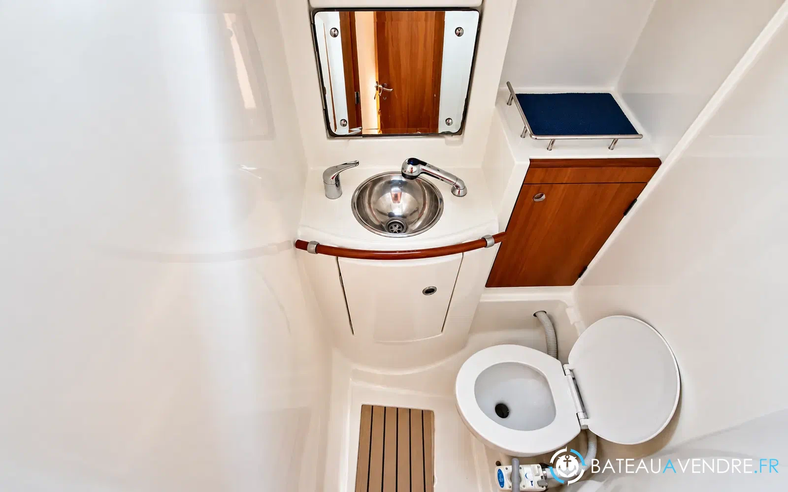 slider 18 Beneteau 50