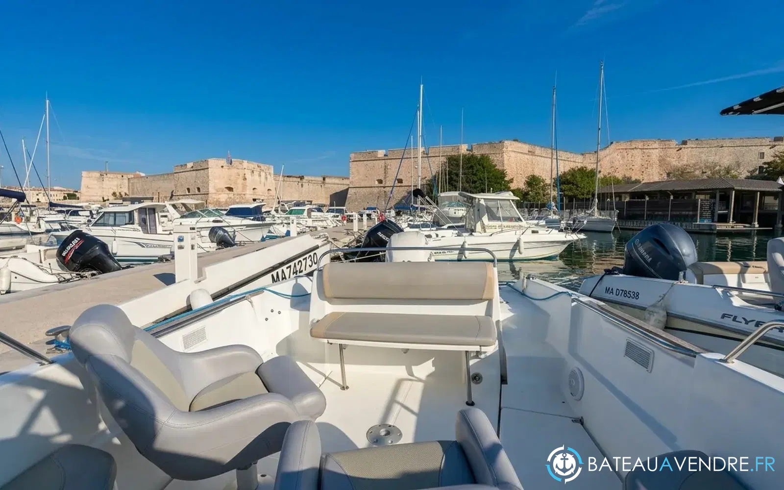 slider 5 Beneteau Flyer 650 Open