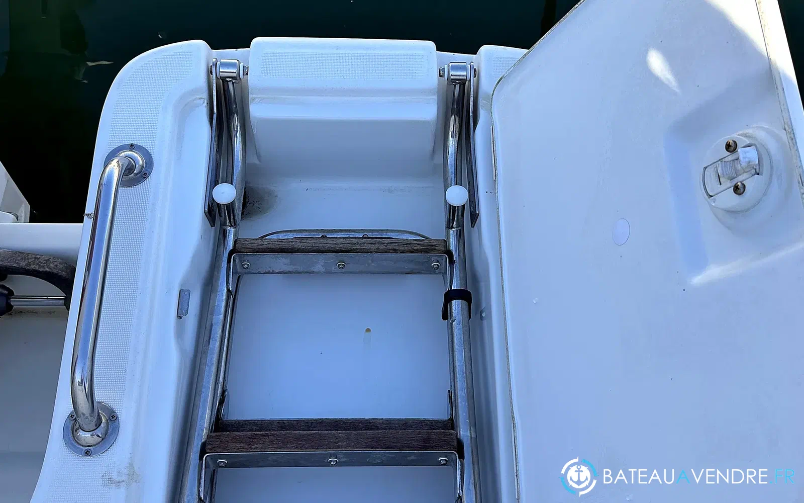 slider 9 Beneteau Flyer 650 Open