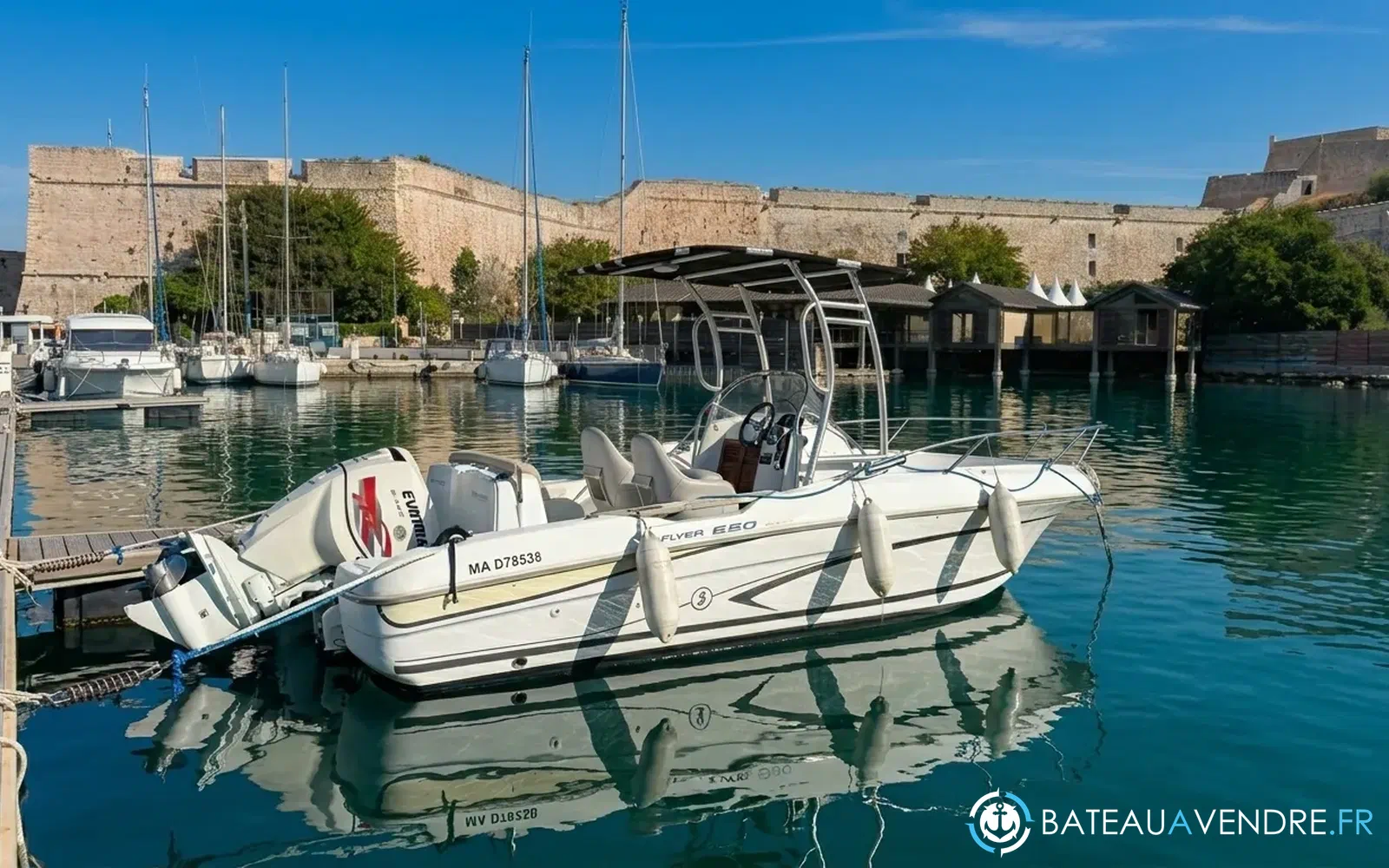 slider 0 Beneteau Flyer 650 Open