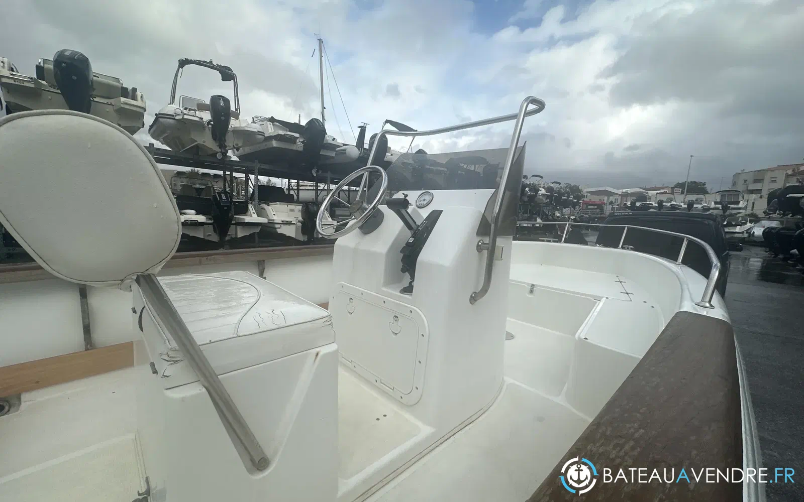 slider 7 Sessa Marine Key Largo 18