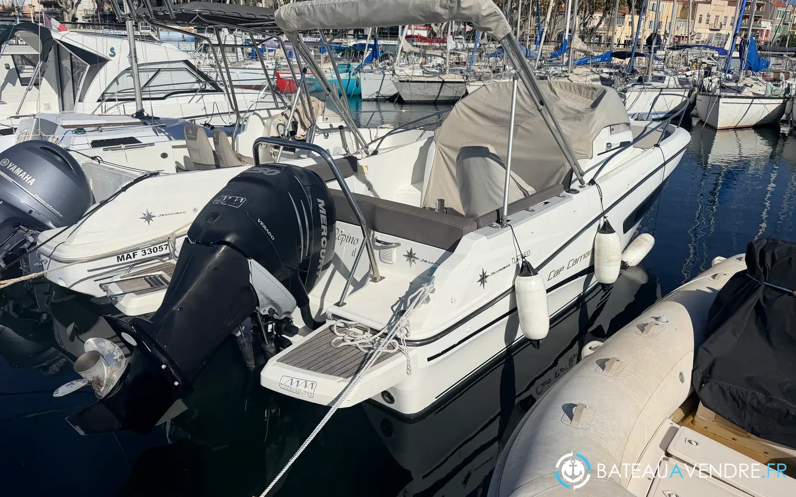 slider 17 Jeanneau CAP CAMARAT 7.5 WA S2