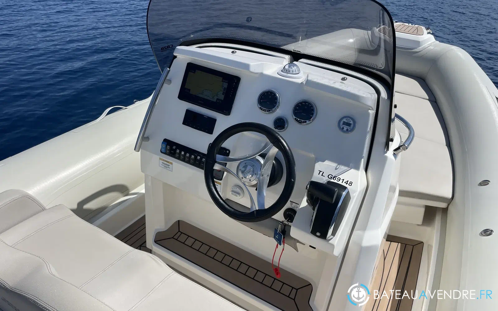 slider 6 Joker Boat Clubman 28