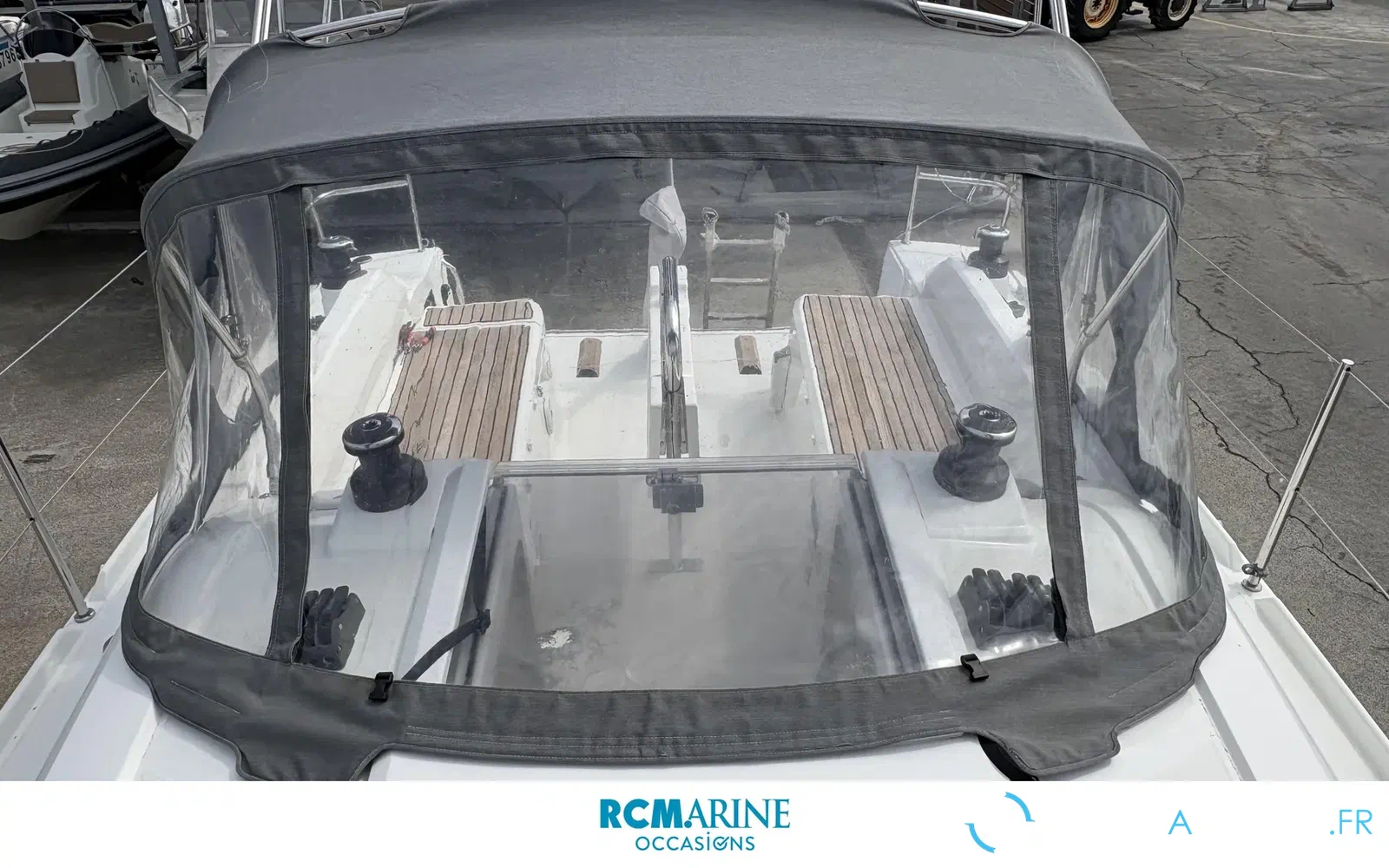 slider 19 Beneteau Oceanis 30.1