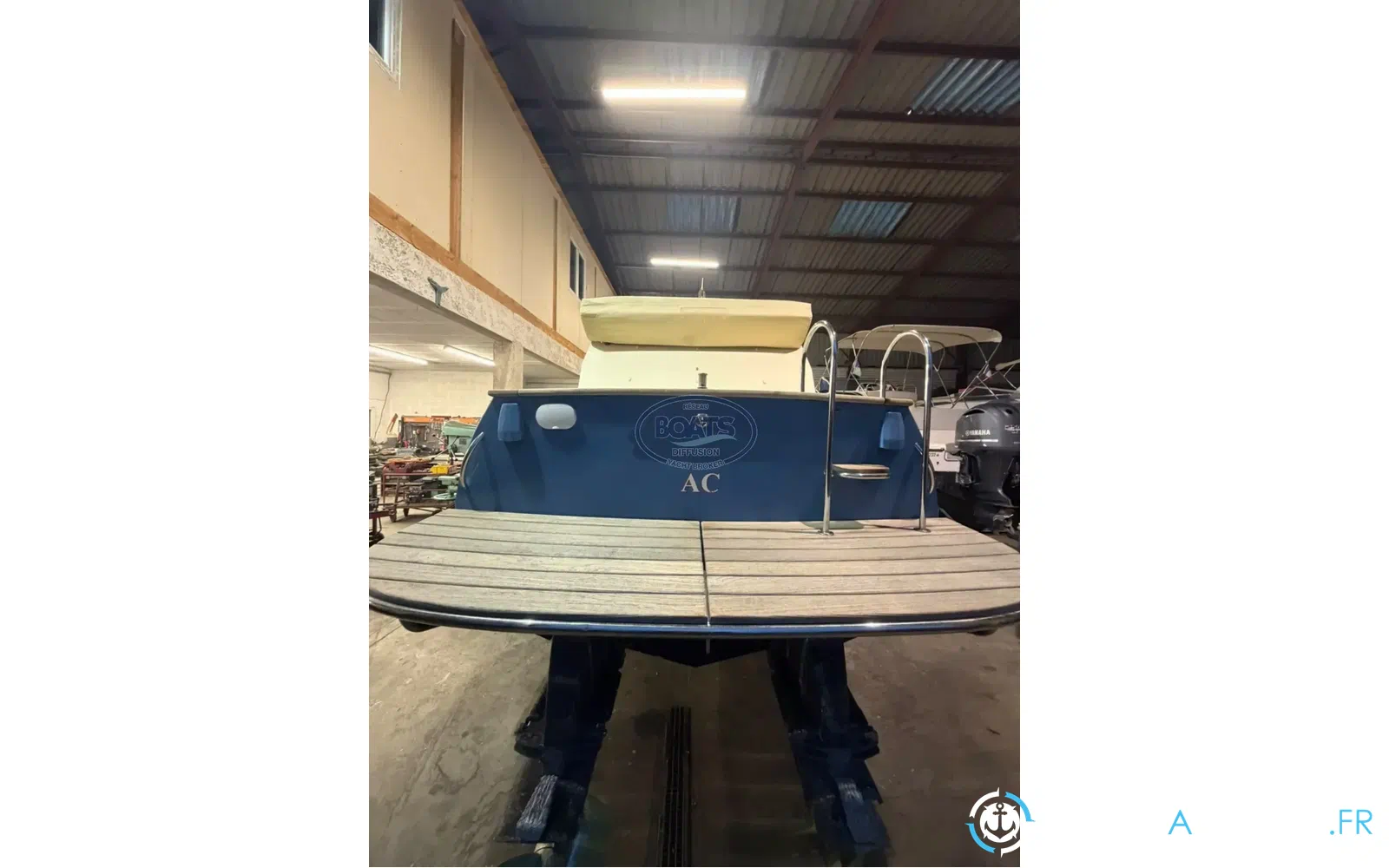 slider 10 Rhea 35 Open