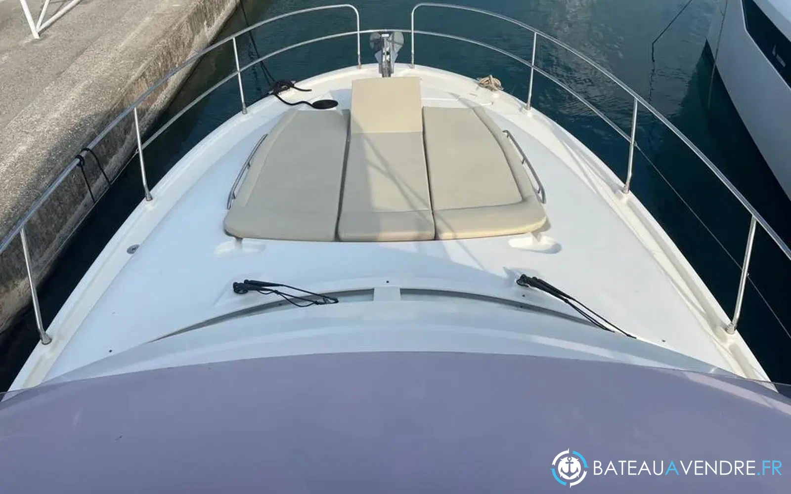 slider 16 Jeanneau Prestige 440