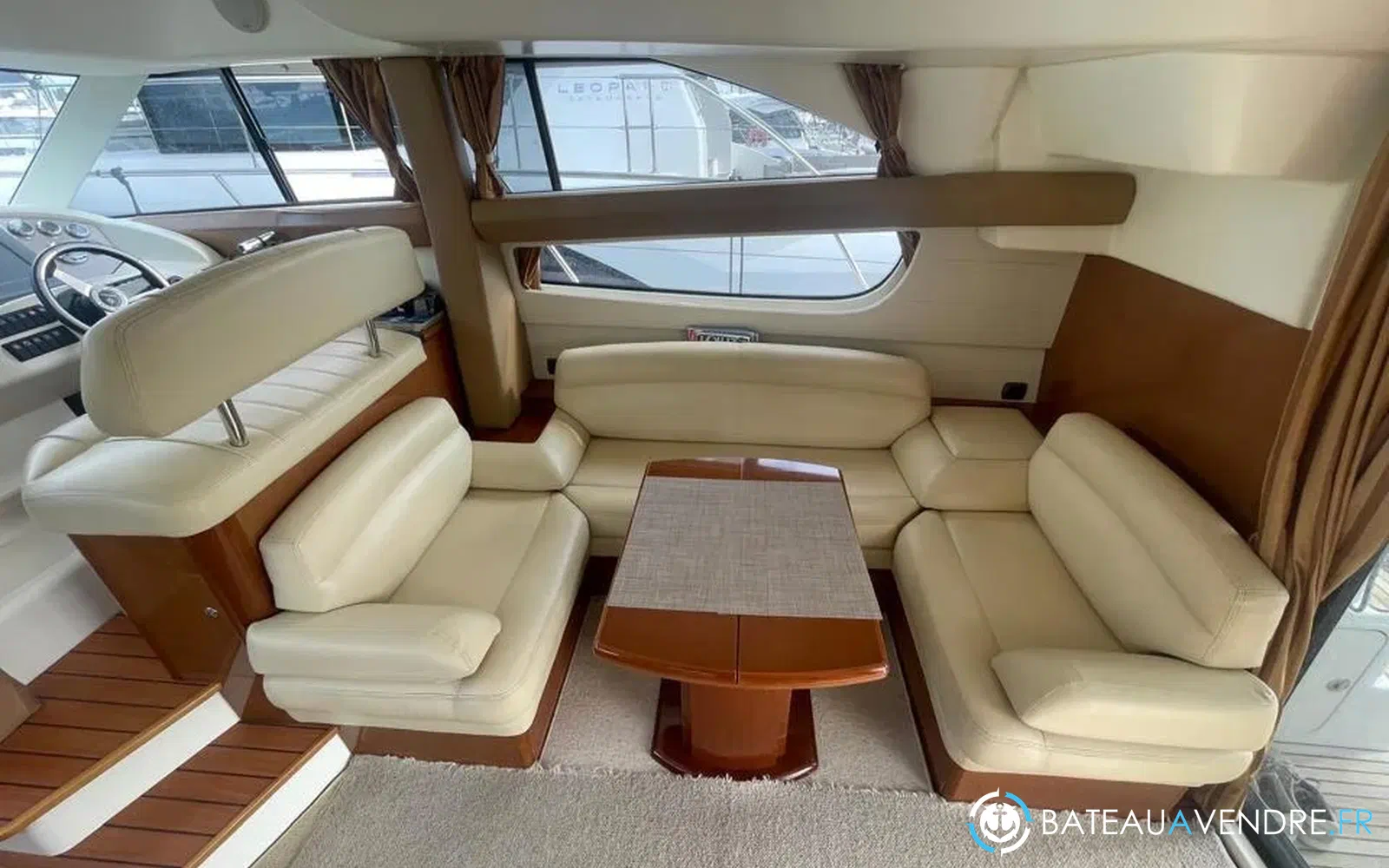 slider 25 Jeanneau Prestige 440