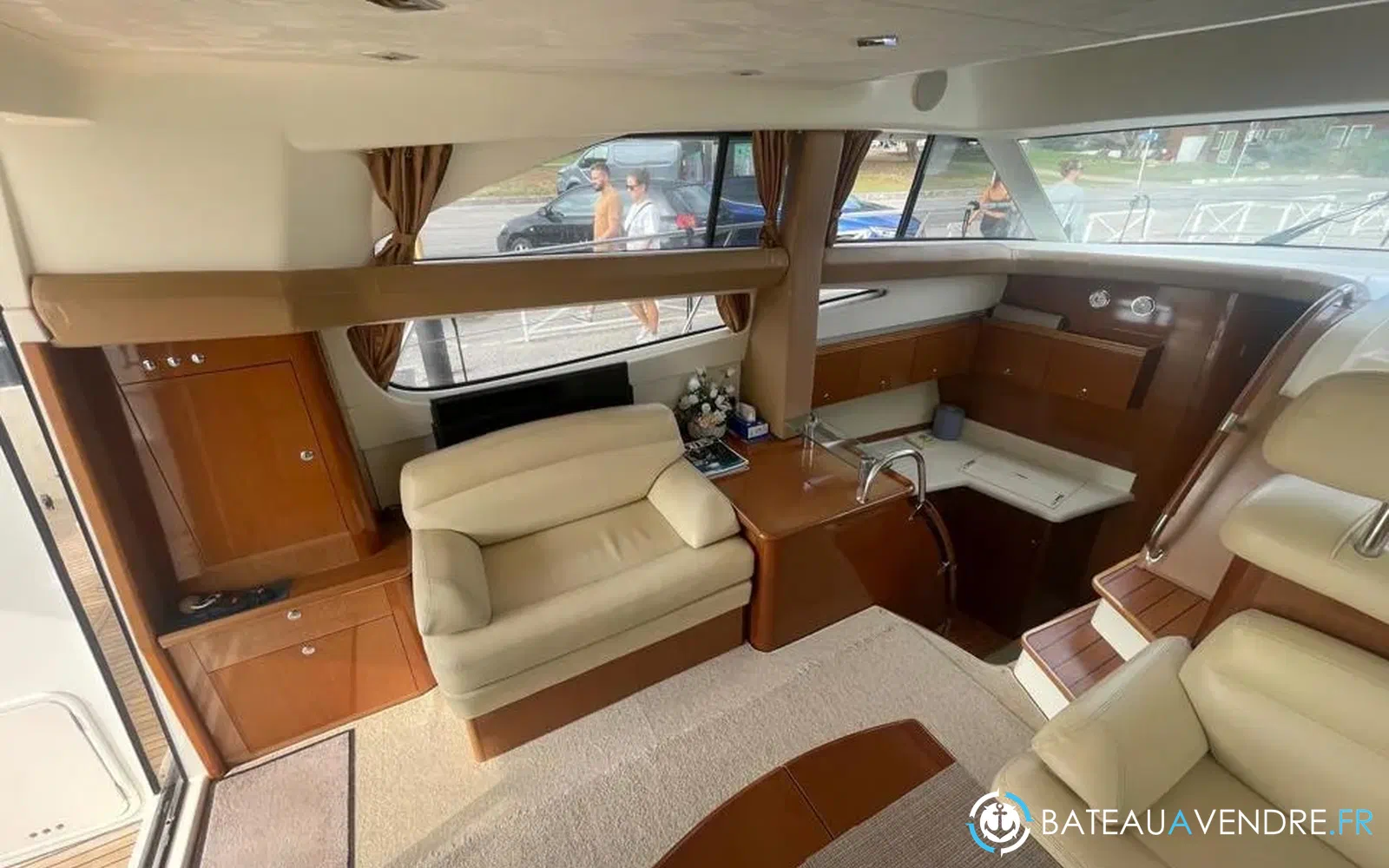slider 26 Jeanneau Prestige 440