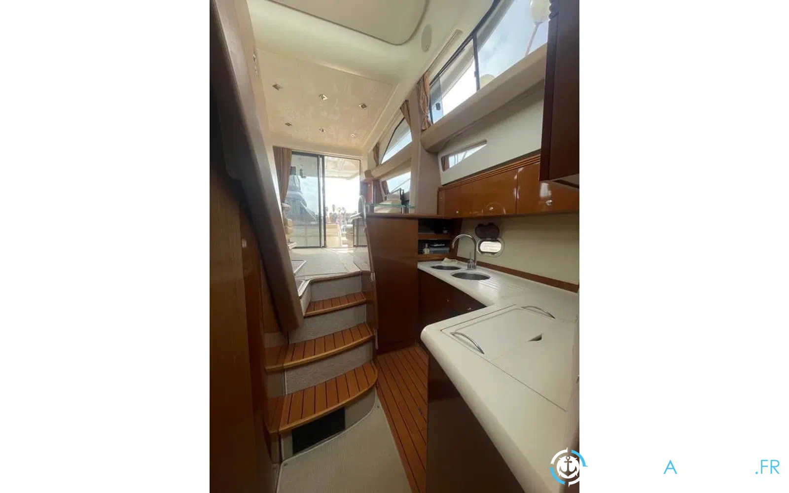 slider 33 Jeanneau Prestige 440
