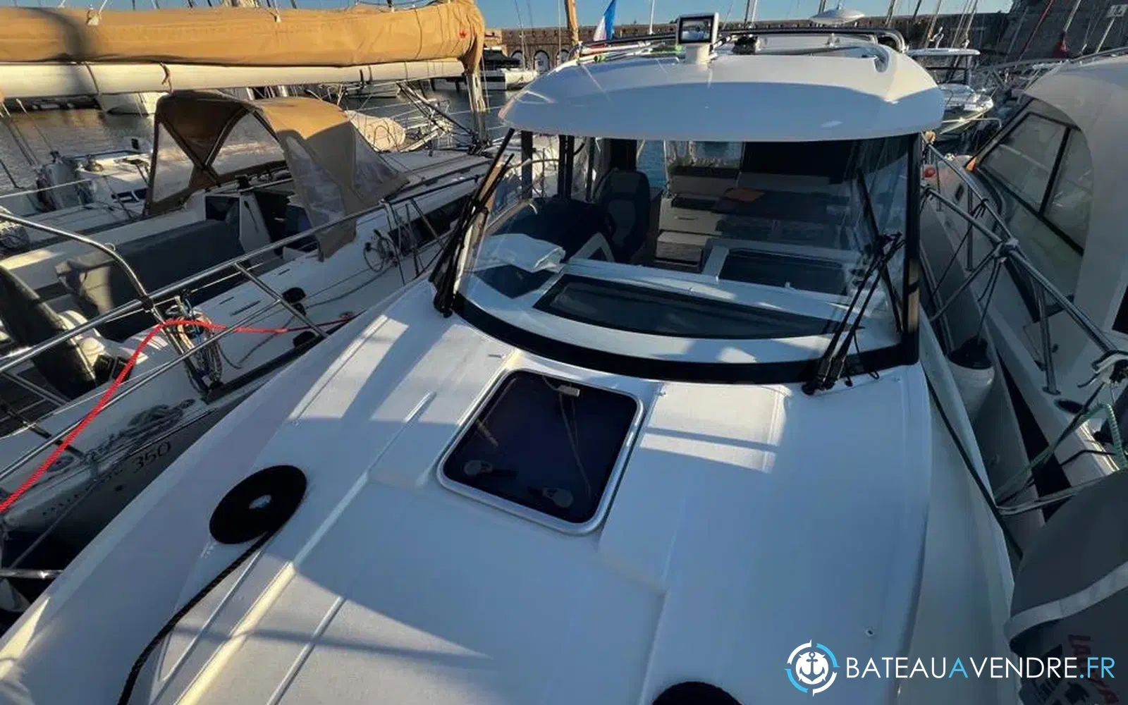 slider 4 Jeanneau Merry Fisher 895