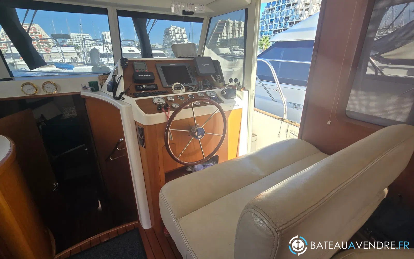 slider 15 Beneteau Swift Trawler 42