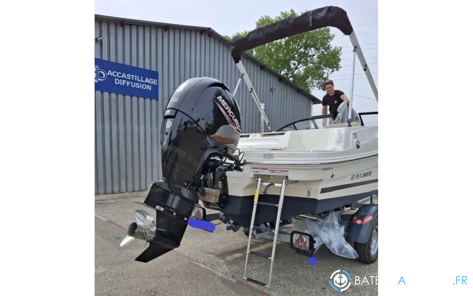slider 3 Bayliner VR4 OB