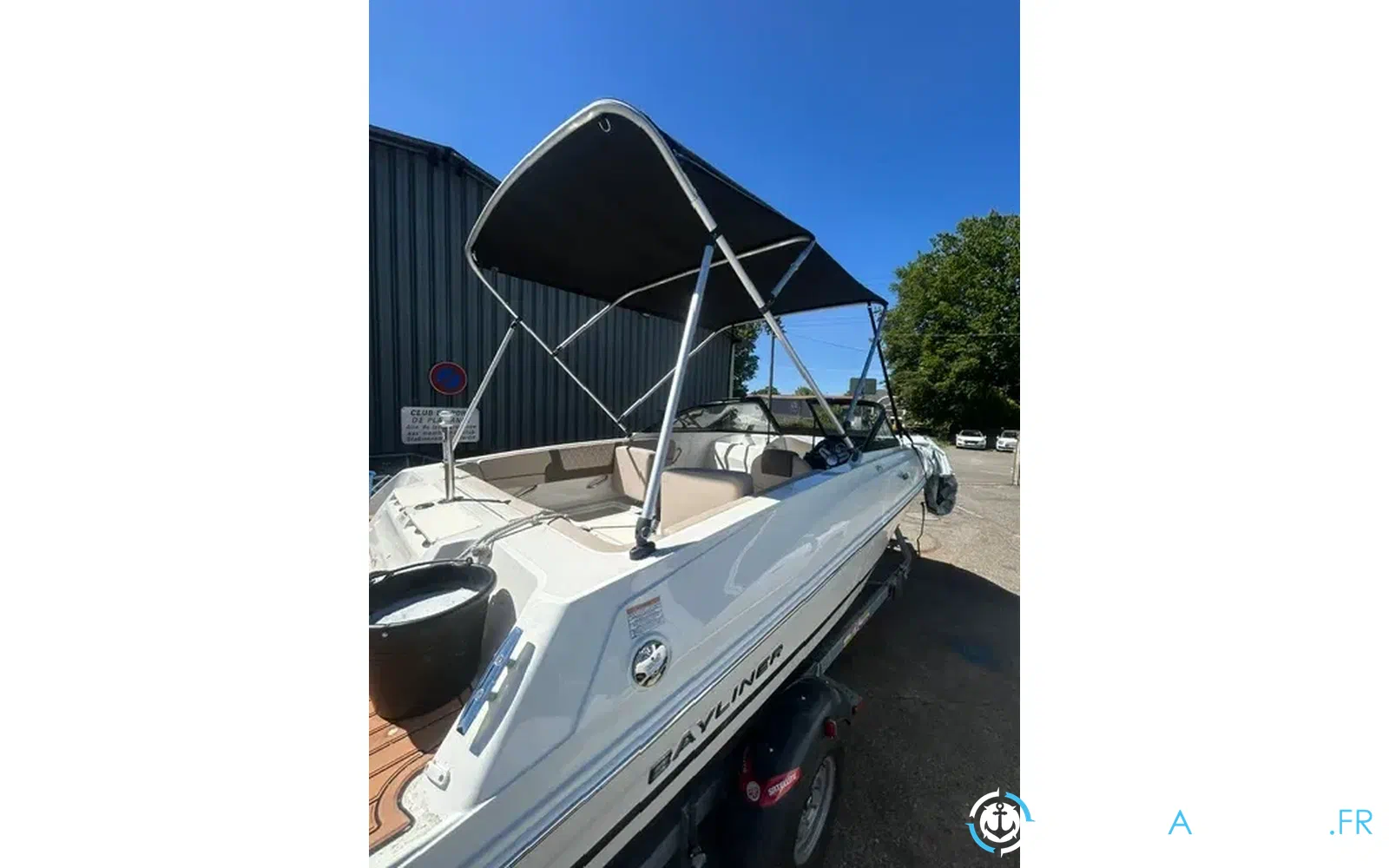slider 2 Bayliner VR4 OB