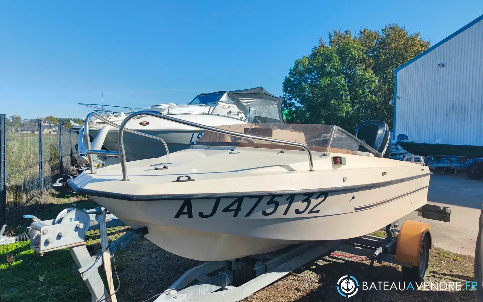 slider 0 Cormorant Super Leader 460