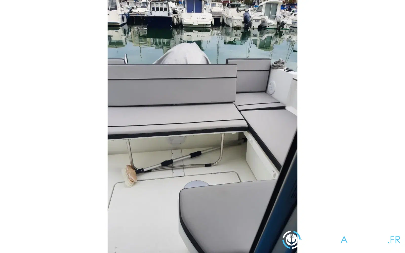 slider 3 Jeanneau Merry Fisher 695