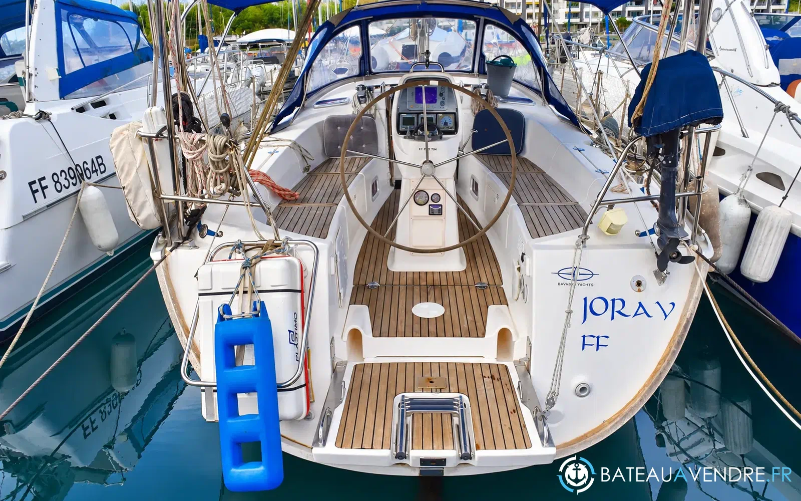 slider 2 Bavaria 38 Cruiser