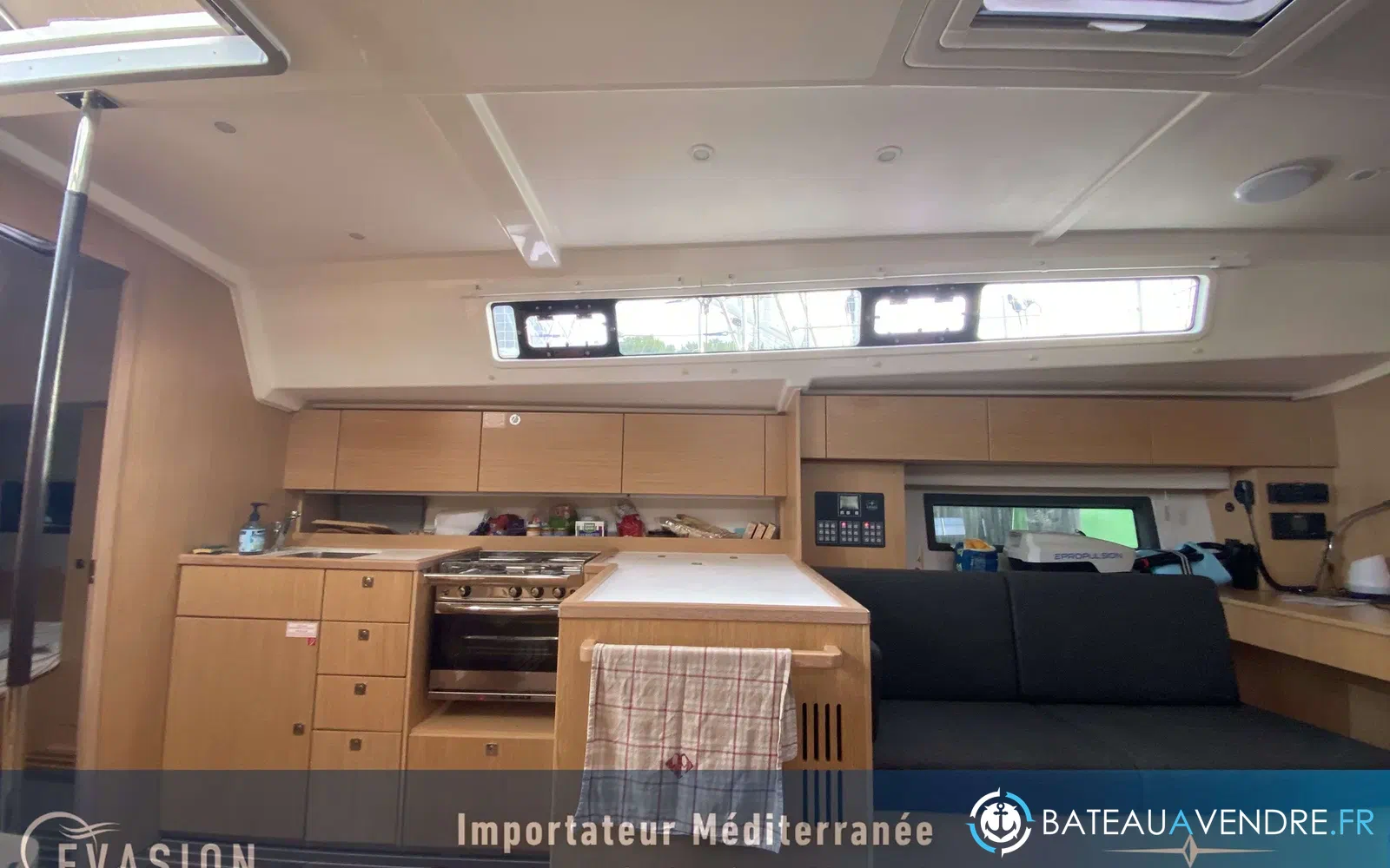 slider 12 Bavaria C42