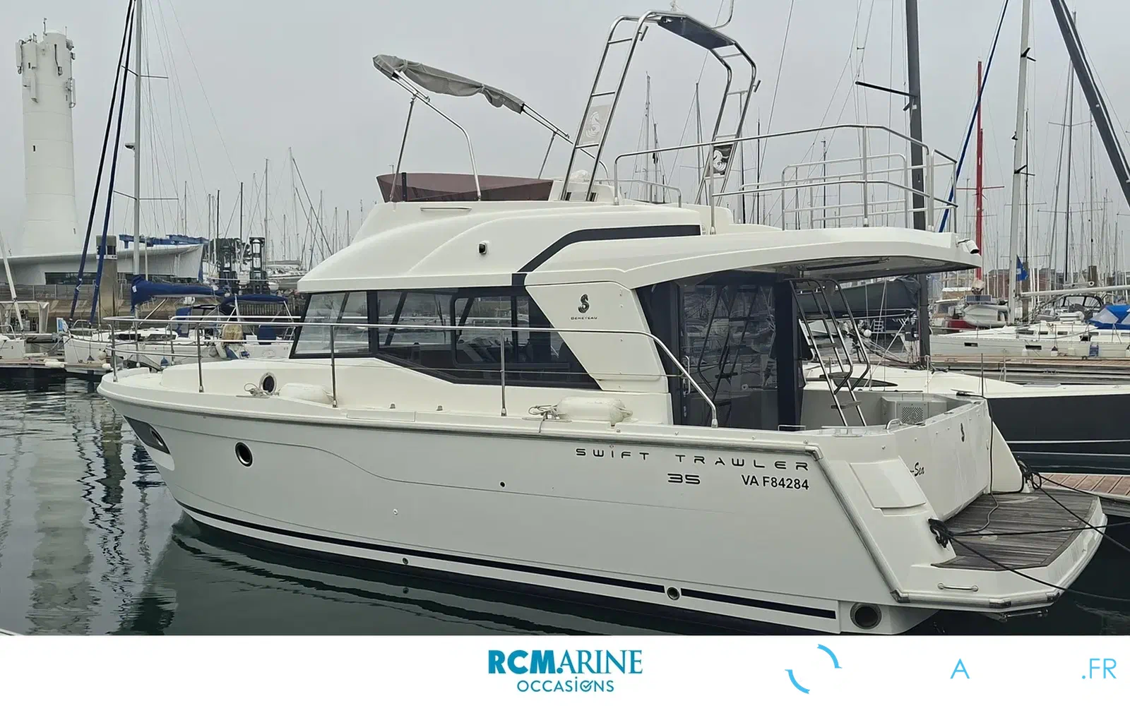 slider 0 Beneteau Swift Trawler 35