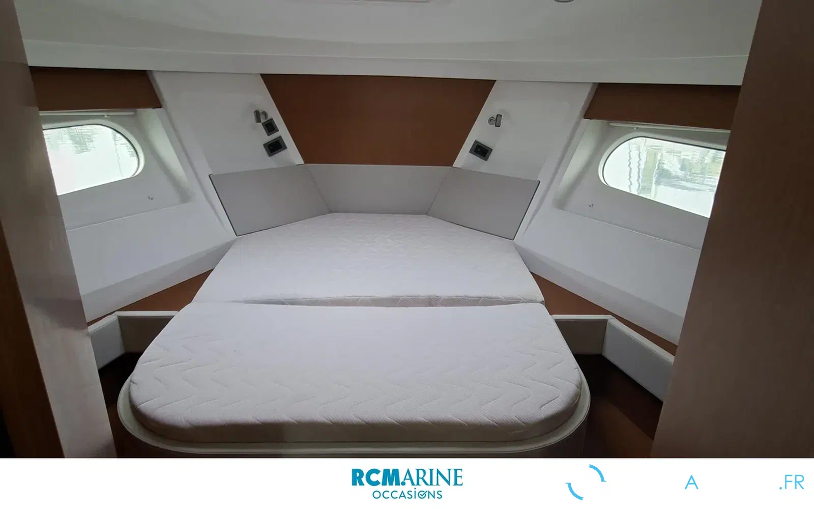 slider 10 Beneteau Swift Trawler 35