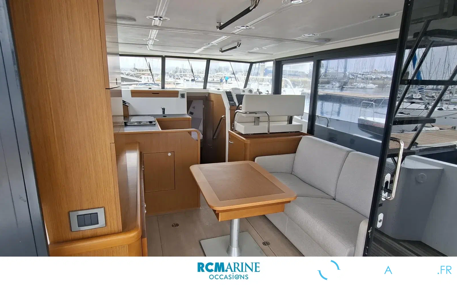 slider 3 Beneteau Swift Trawler 35