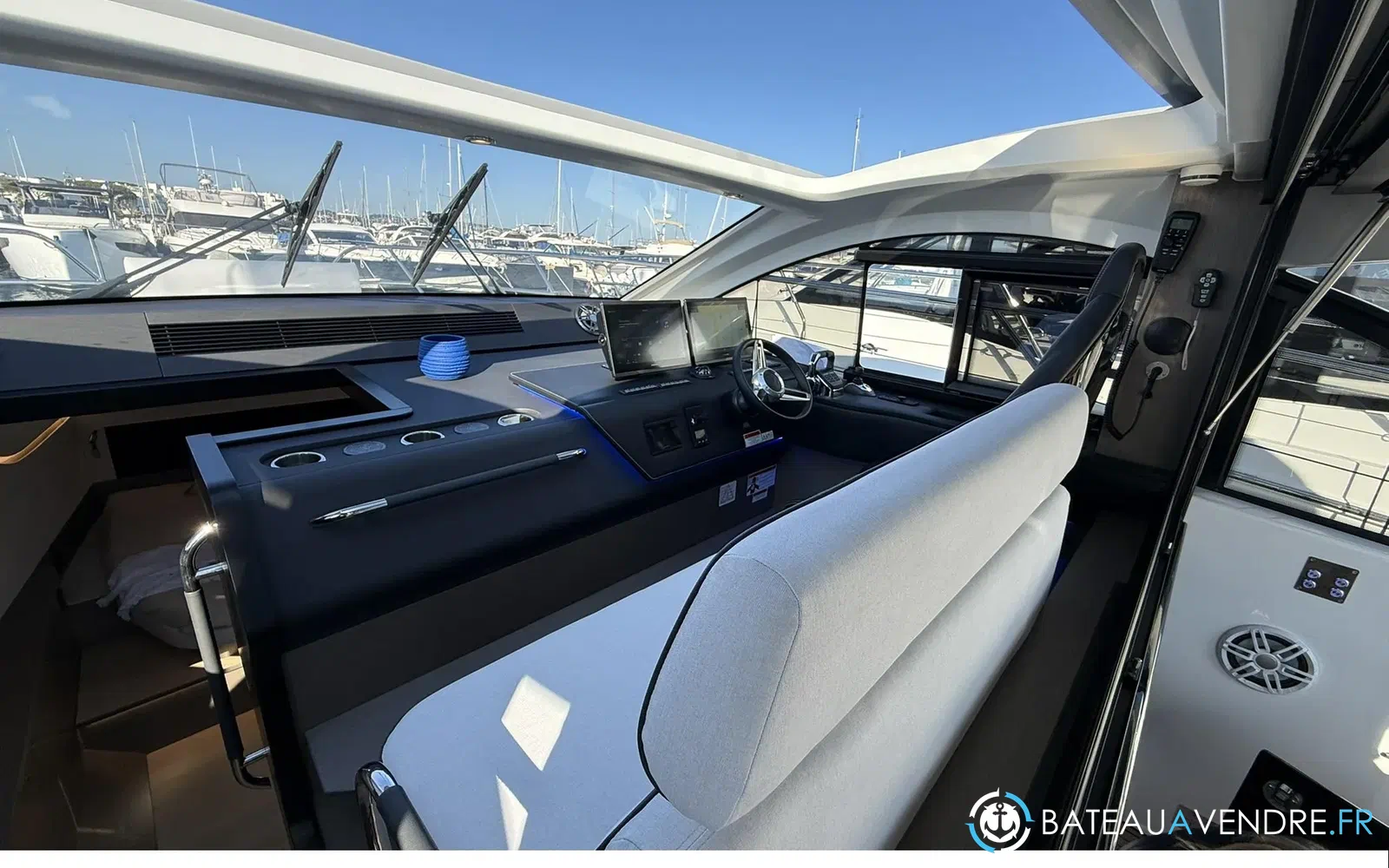 slider 2 Beneteau Gran Turismo 40