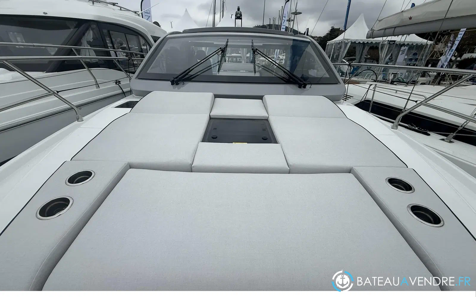 slider 6 Beneteau Gran Turismo 40