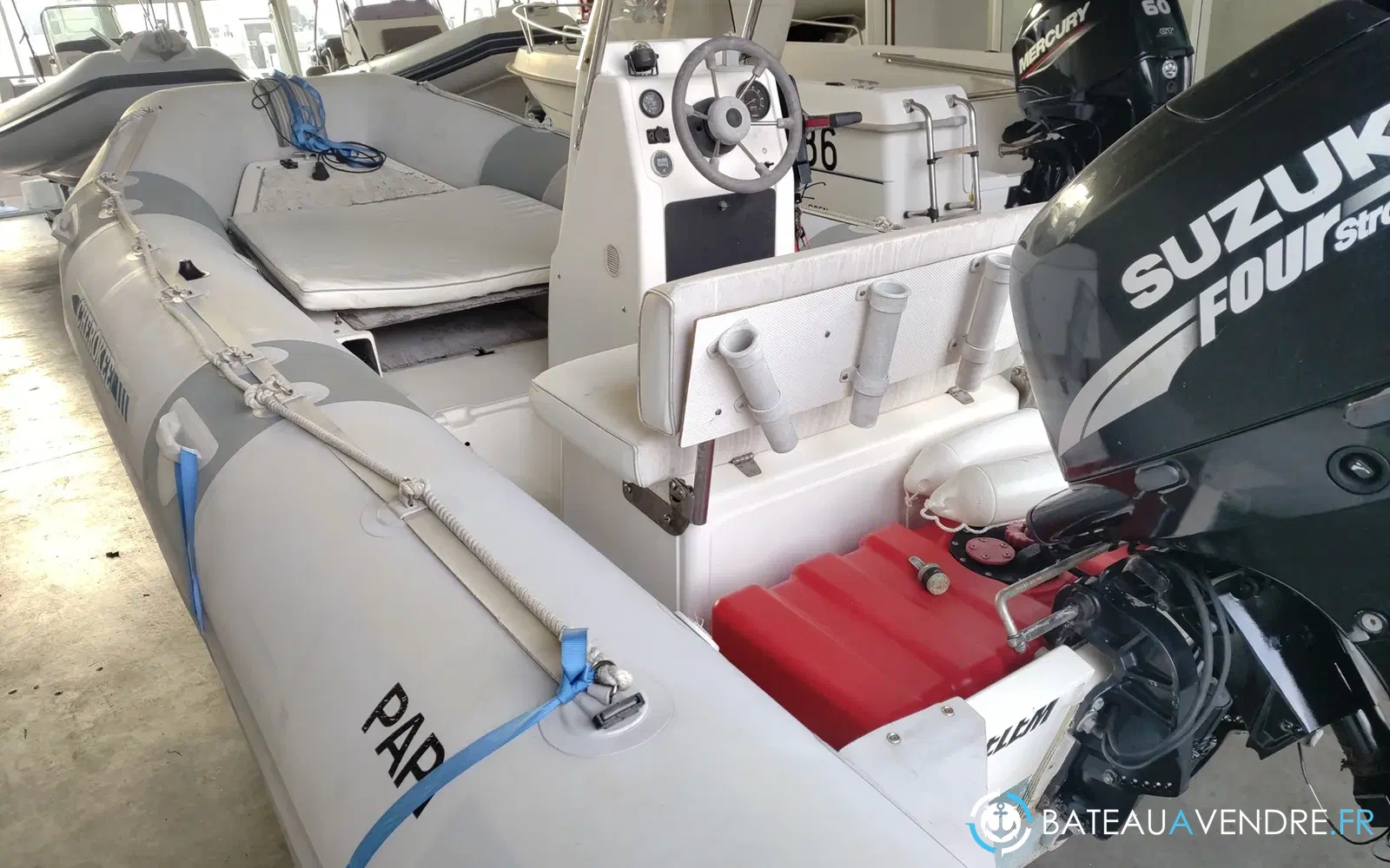 slider 8 Zodiac Cherokee 495