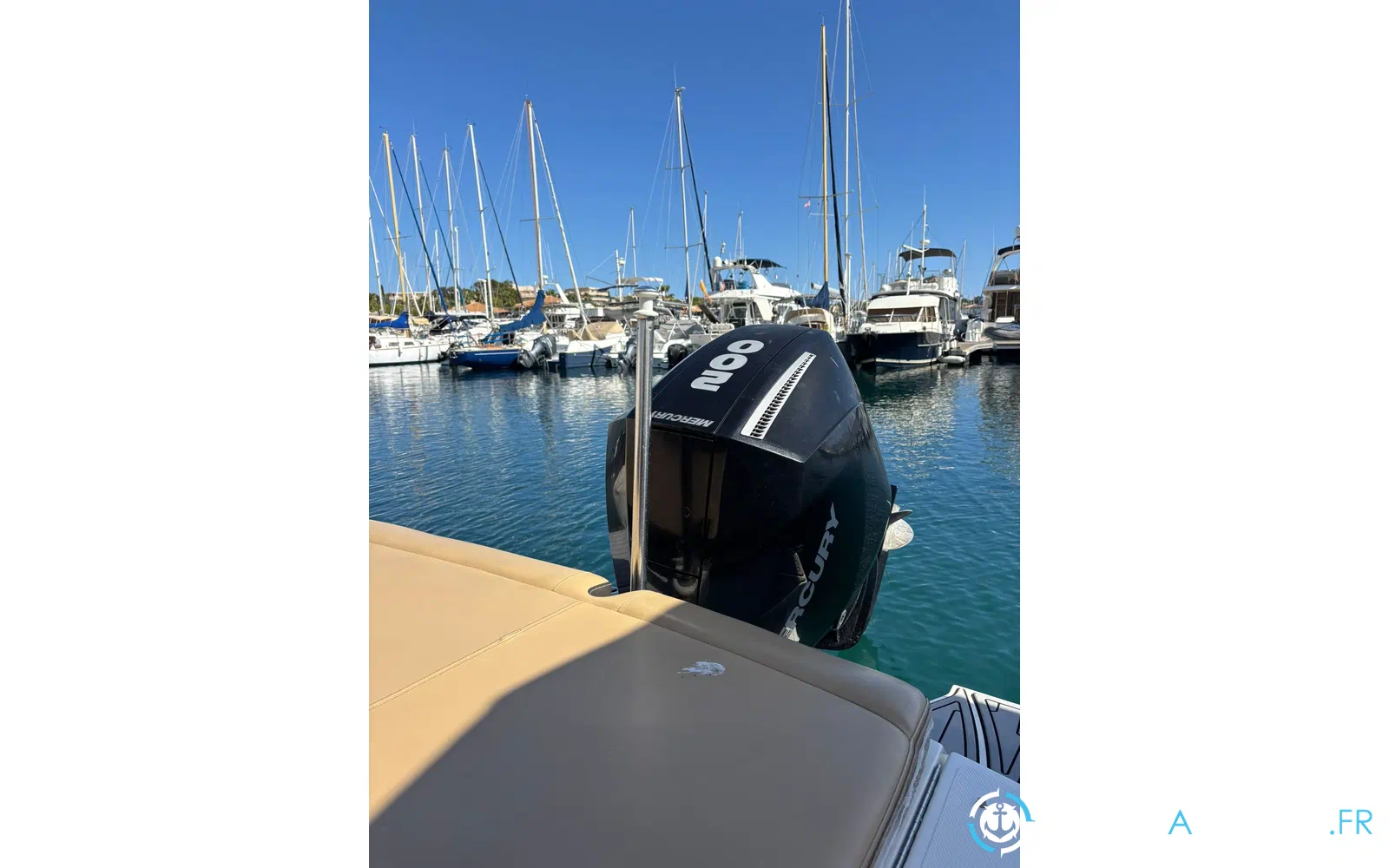 slider 11 Sea Ray 210 SPX OB