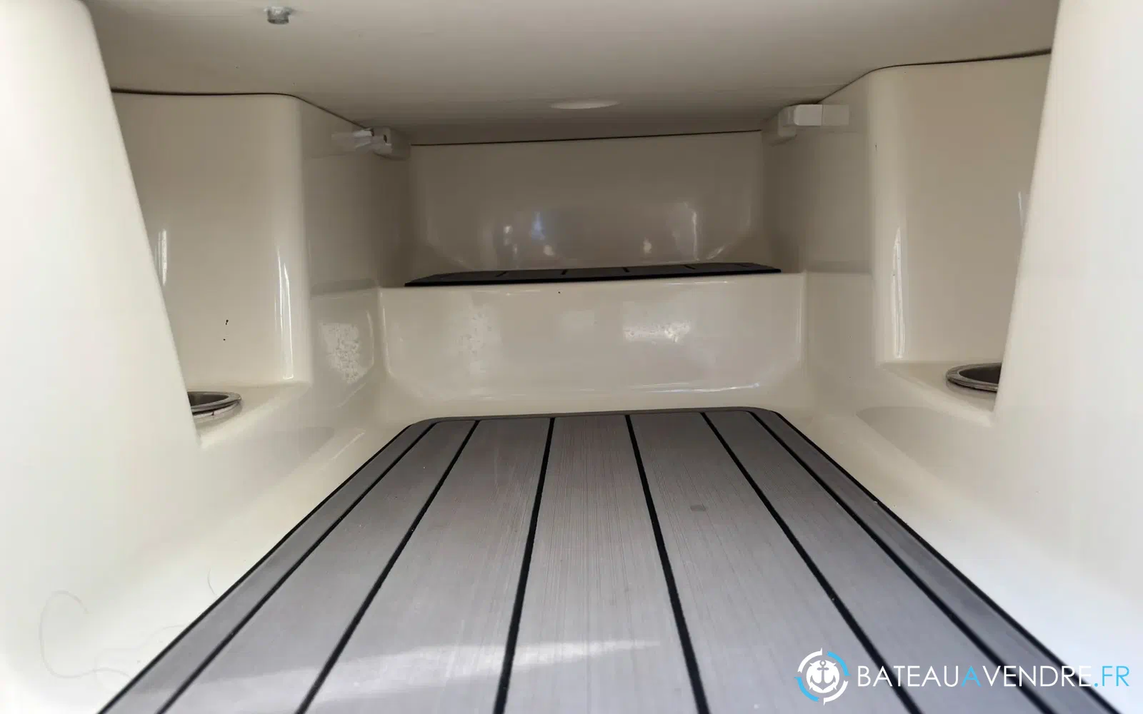 slider 12 Sea Ray 210 SPX OB