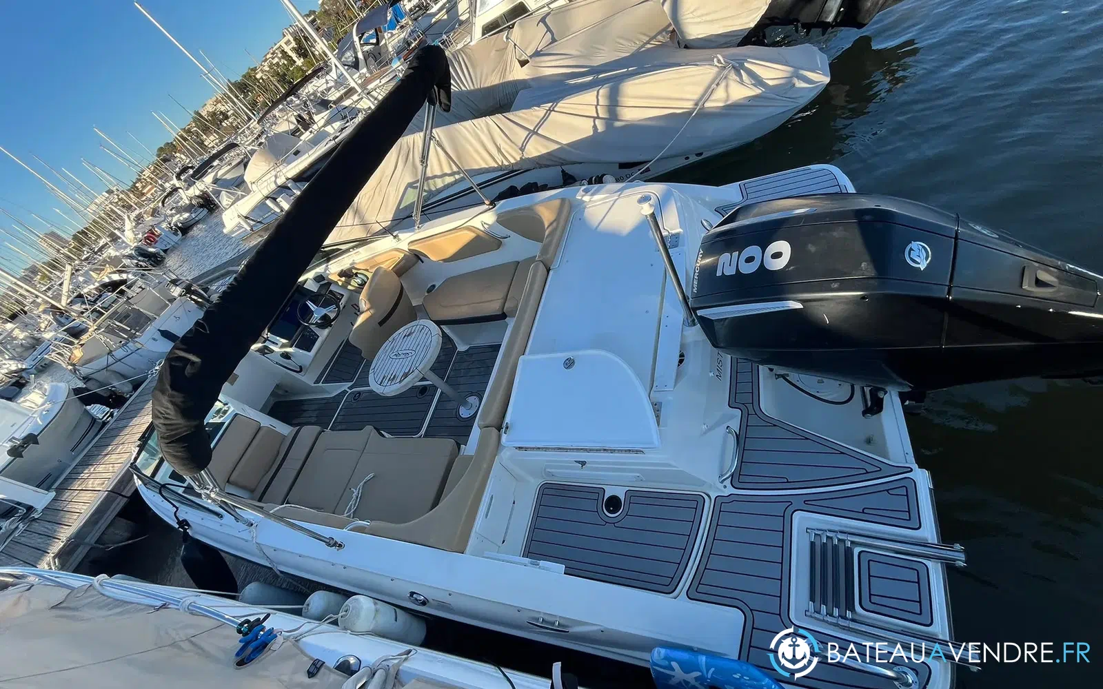 slider 34 Sea Ray 210 SPX OB