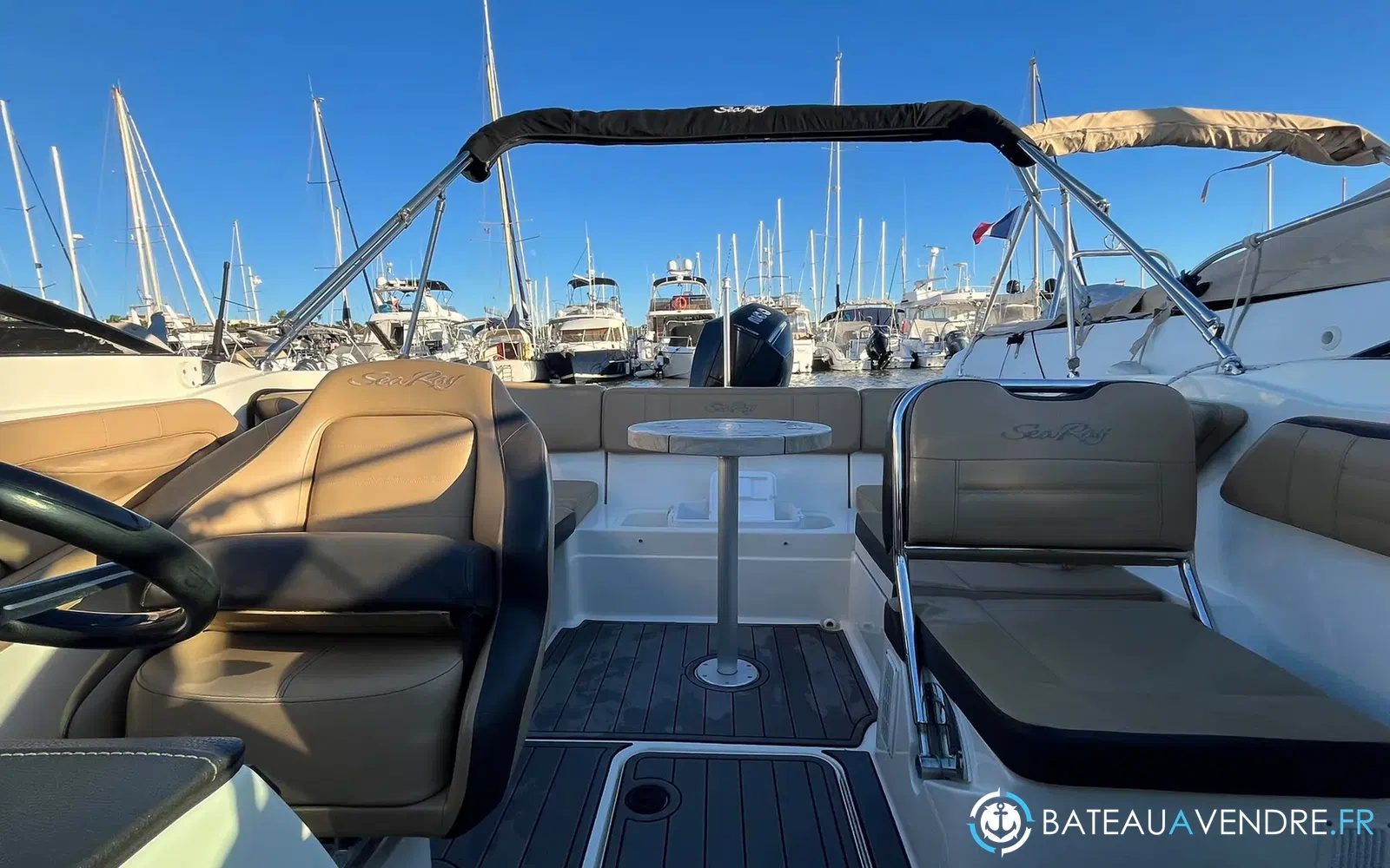 slider 37 Sea Ray 210 SPX OB