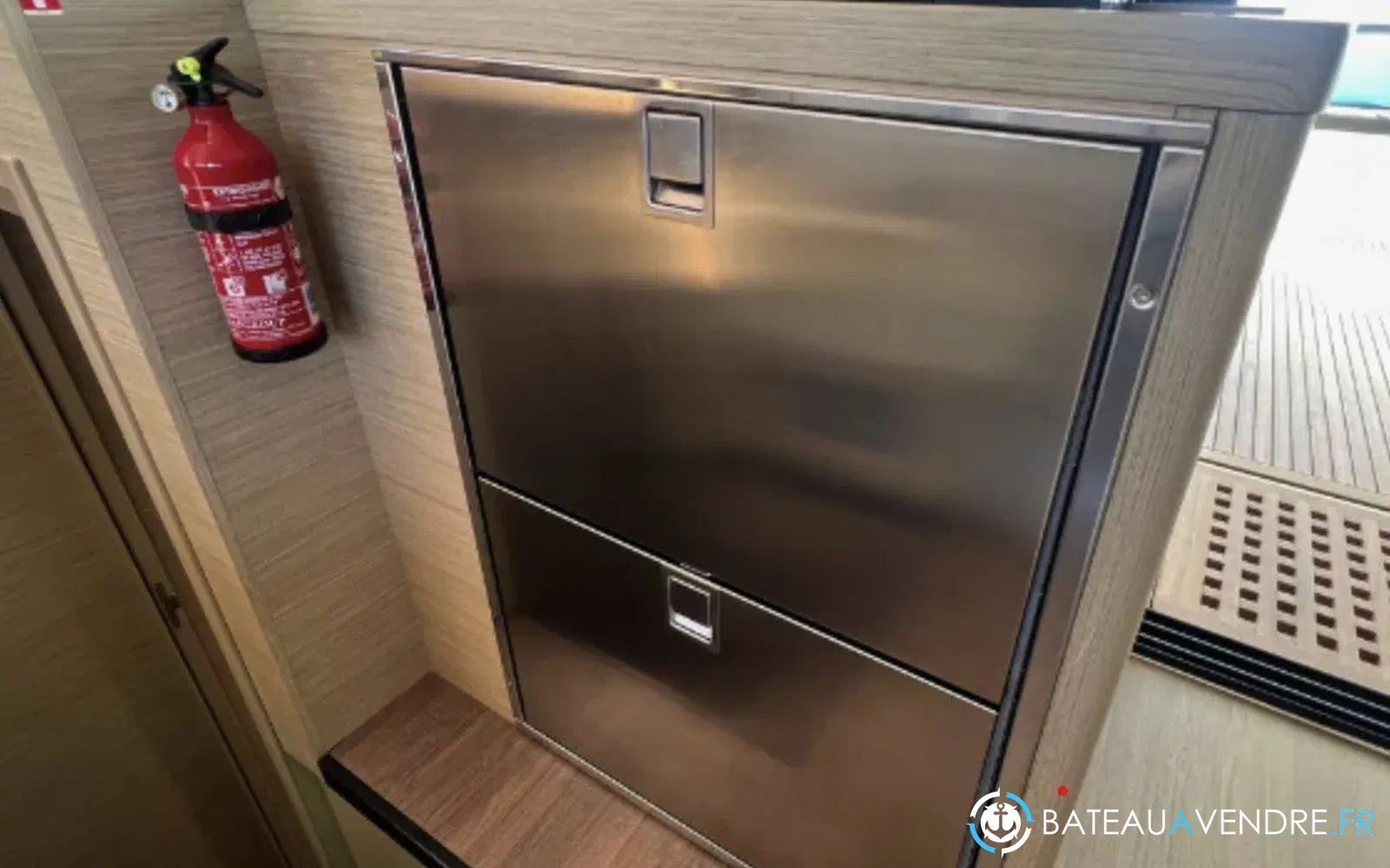 slider 21 Lagoon 46